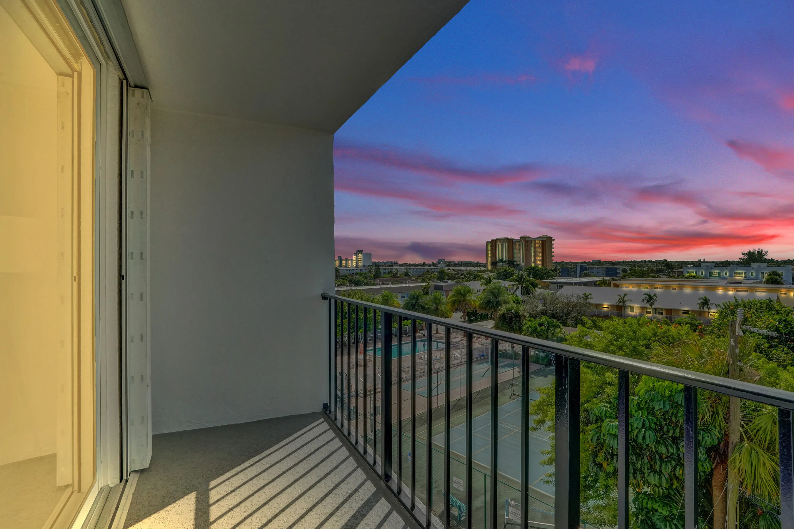 1009 N OCEAN Boulevard #507