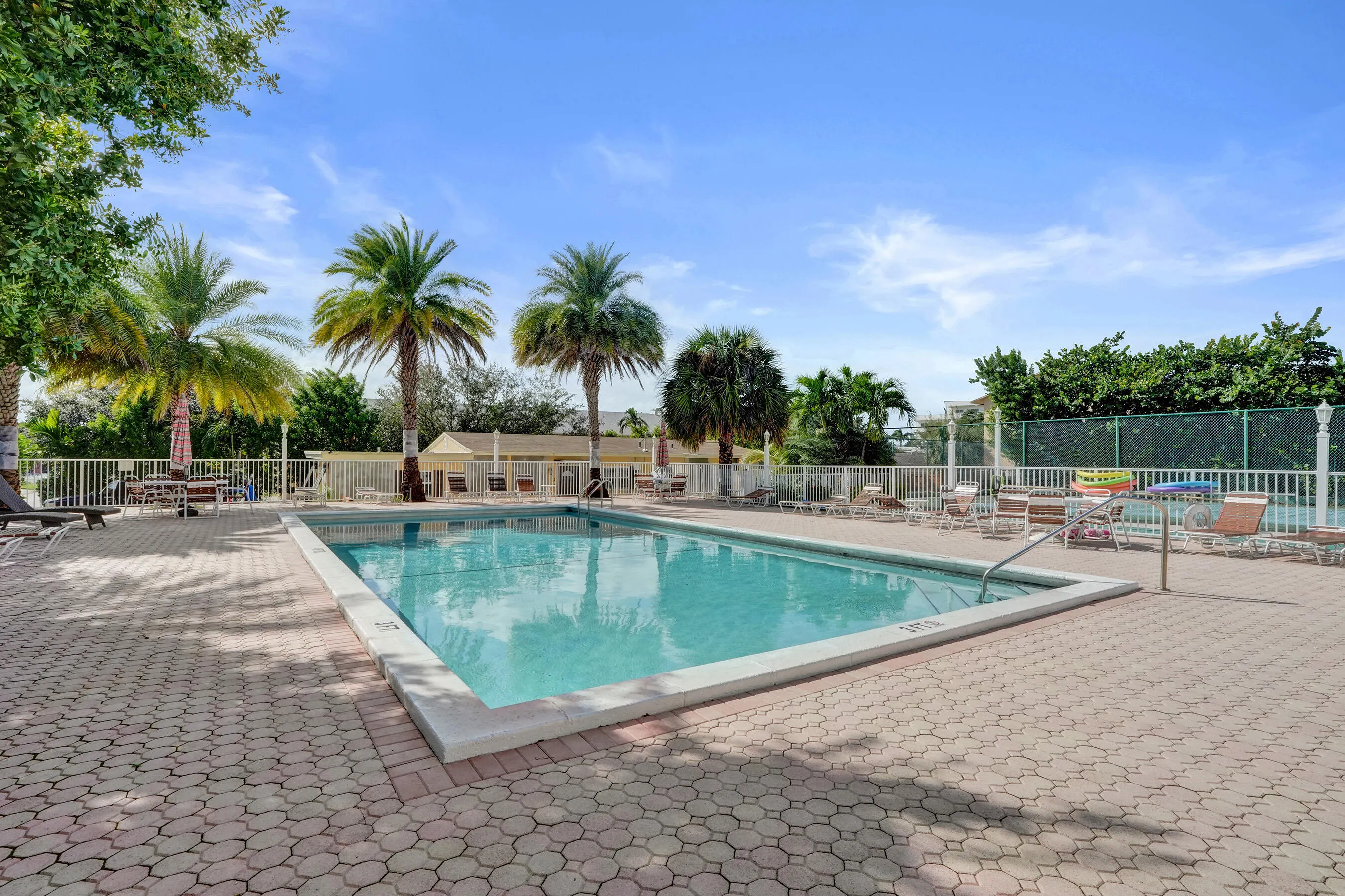 1009 N OCEAN Boulevard #507