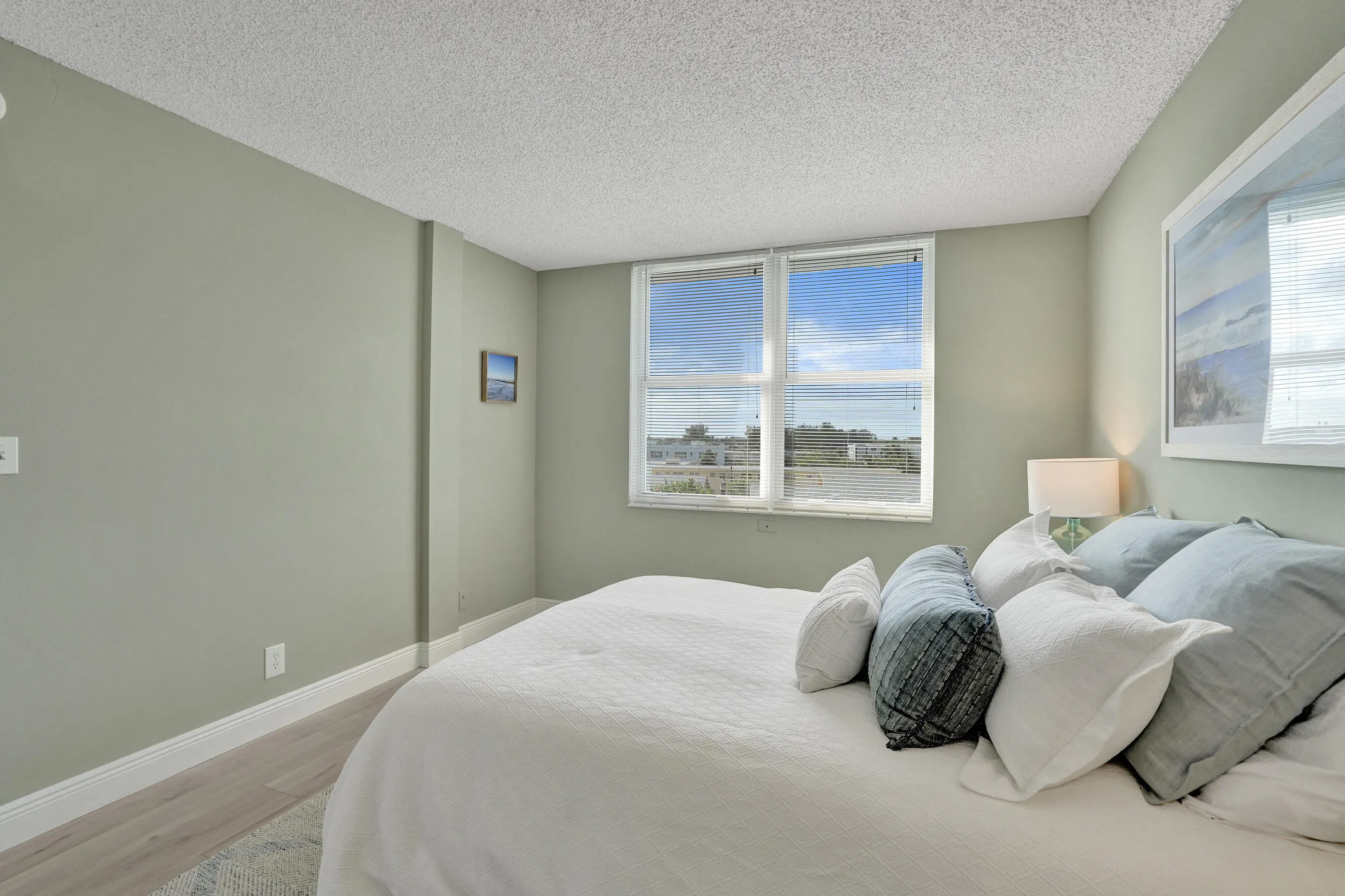 1009 N OCEAN Boulevard #507