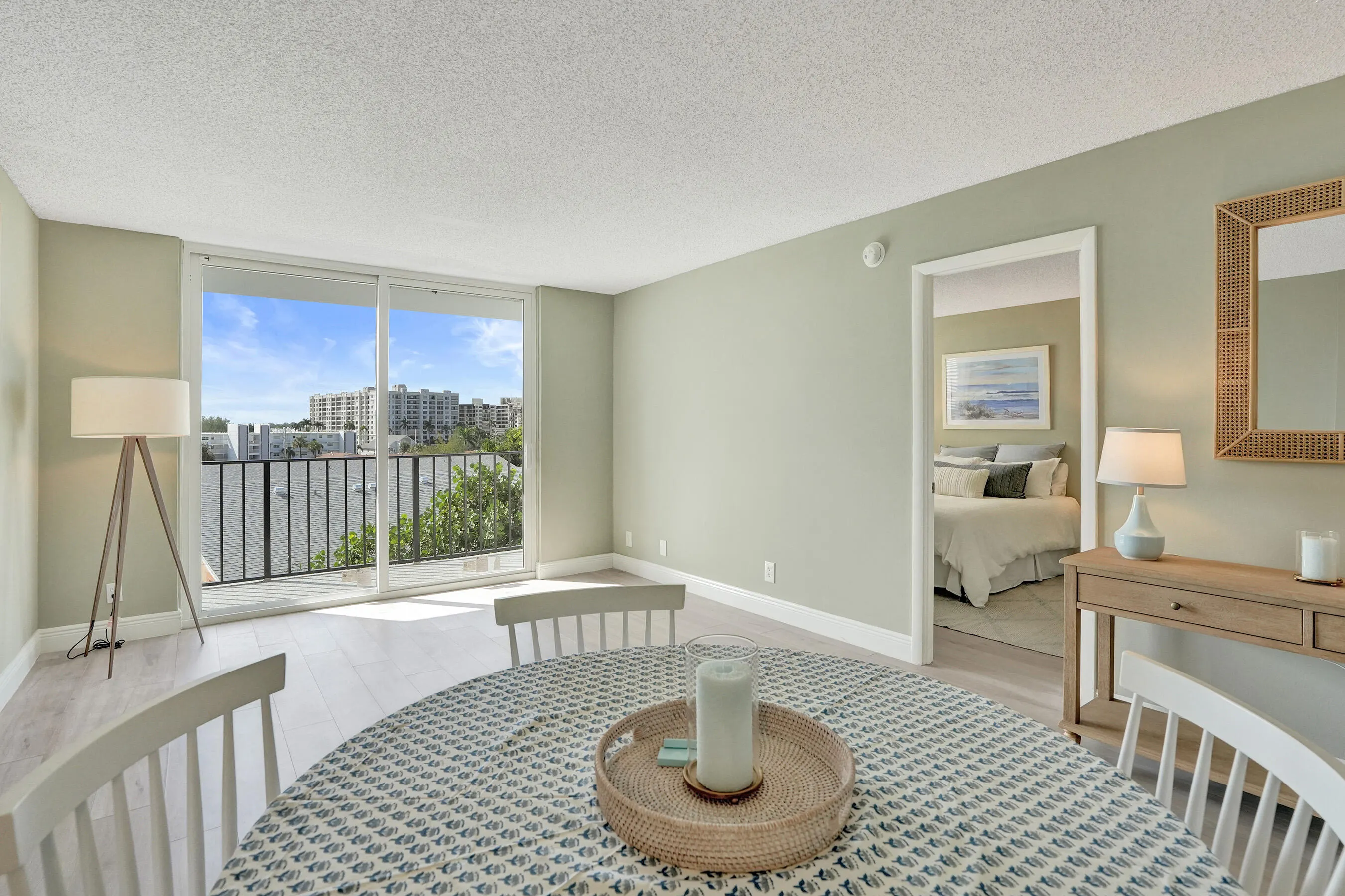 1009 N OCEAN Boulevard #507