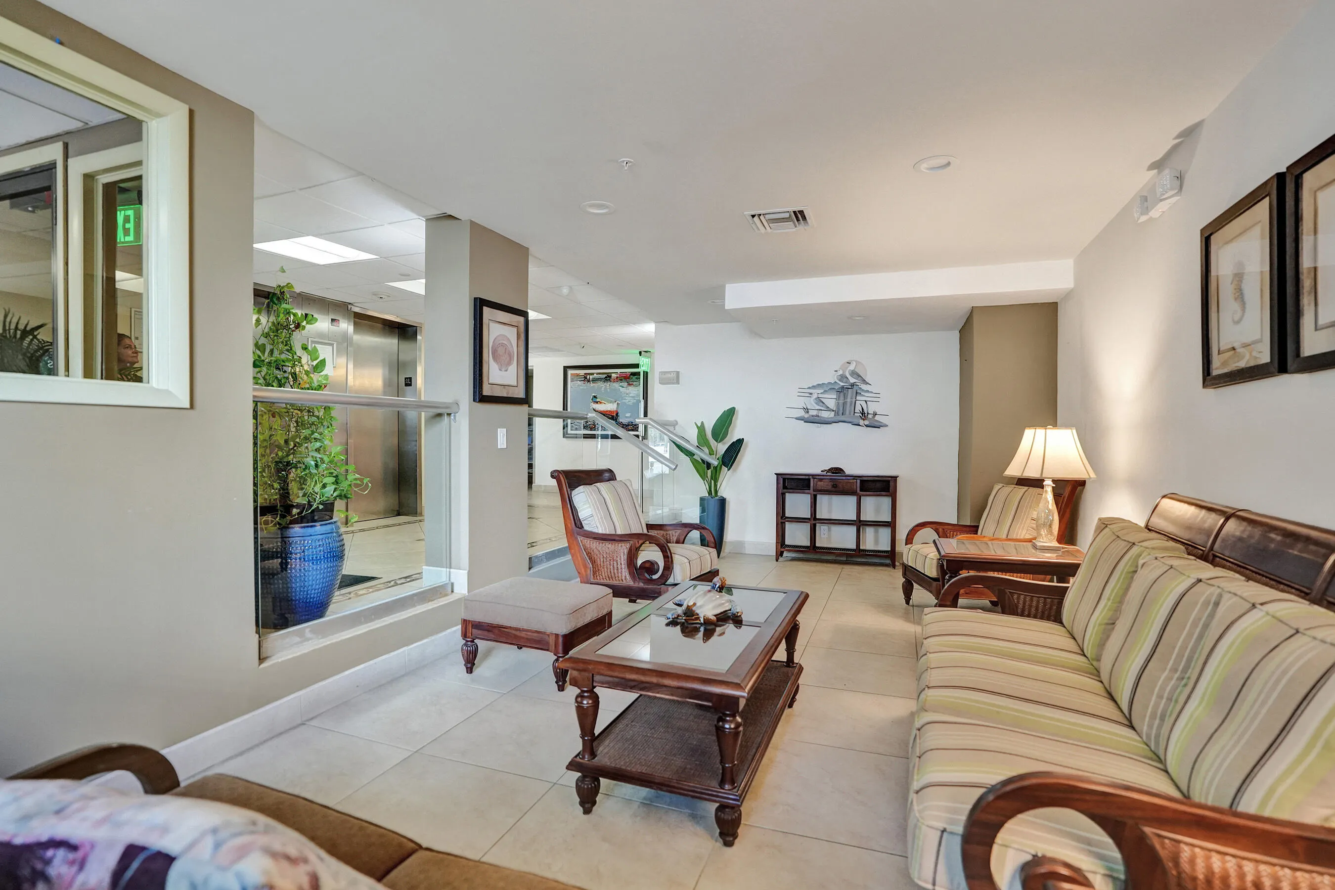 1009 N OCEAN Boulevard #507