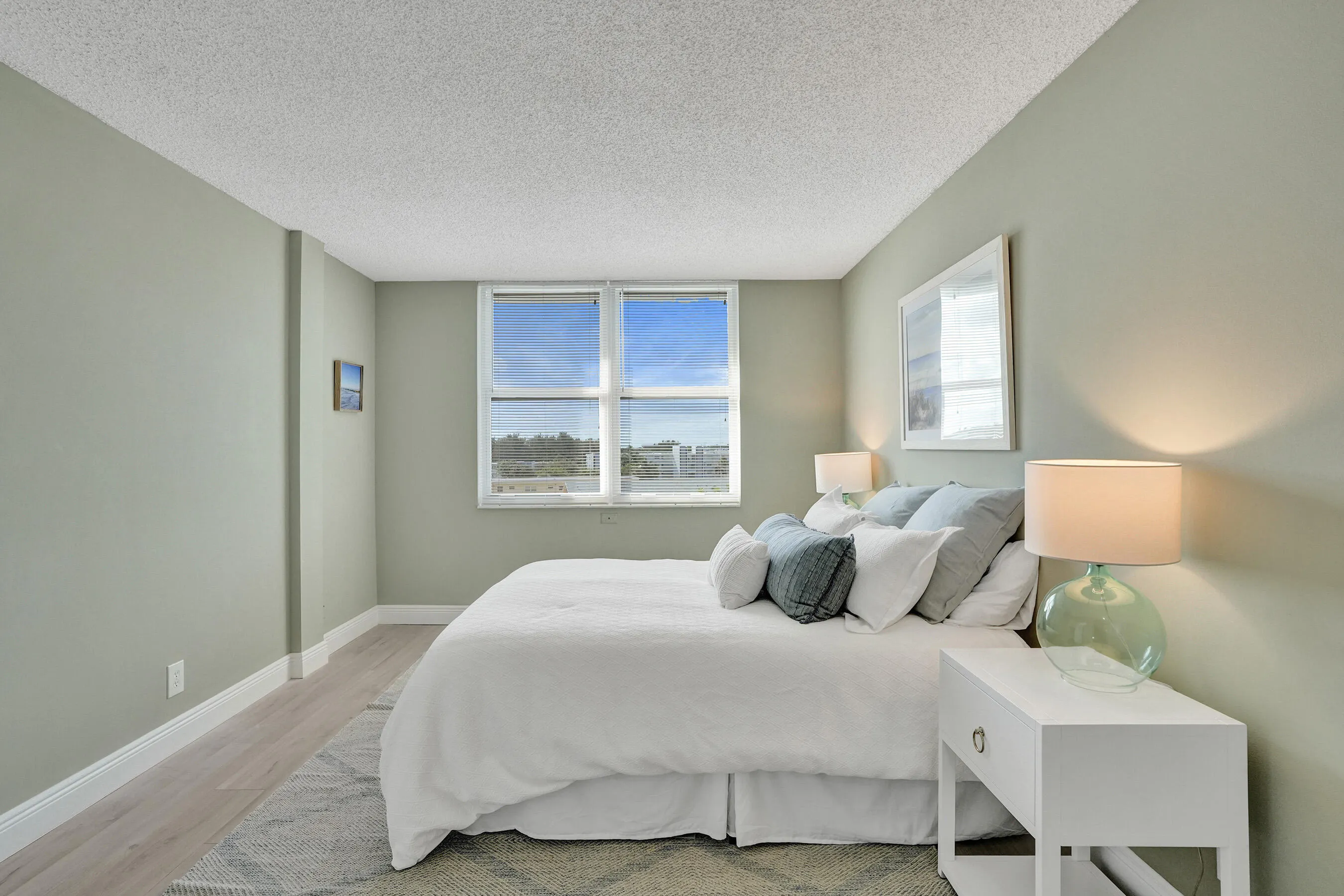 1009 N OCEAN Boulevard #507