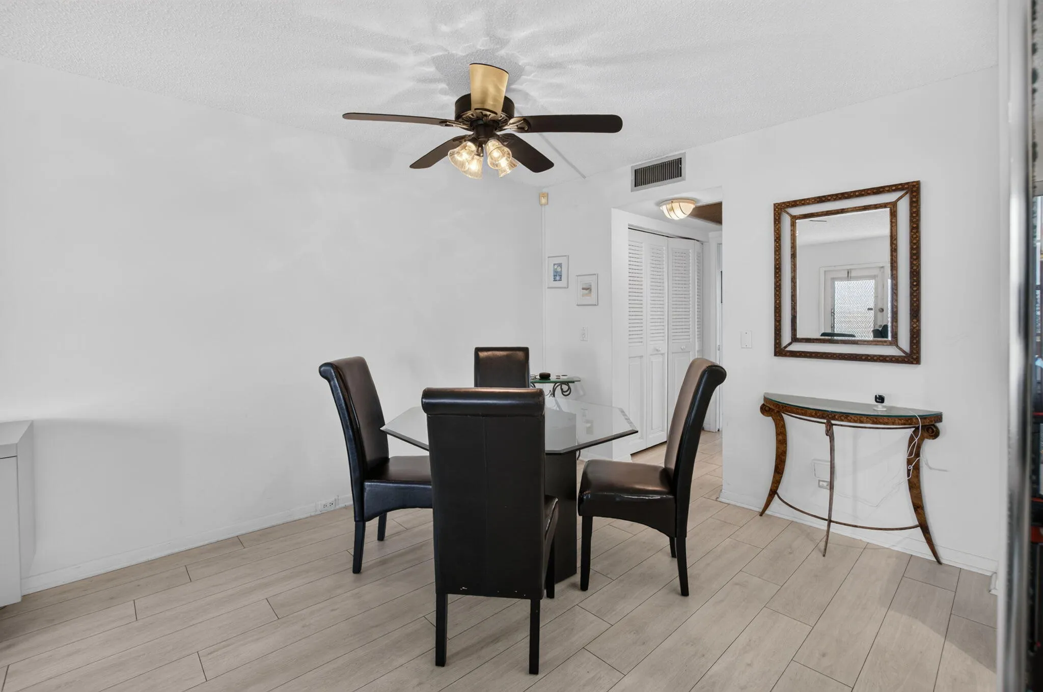 4071 CORNWALL D
