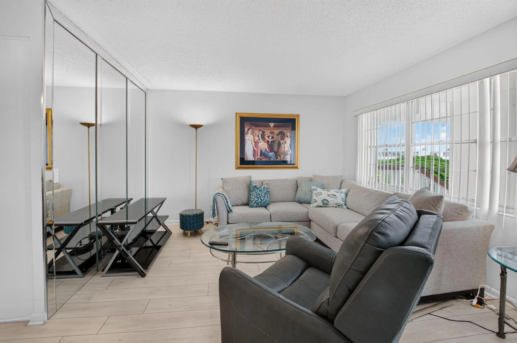 4071 CORNWALL D