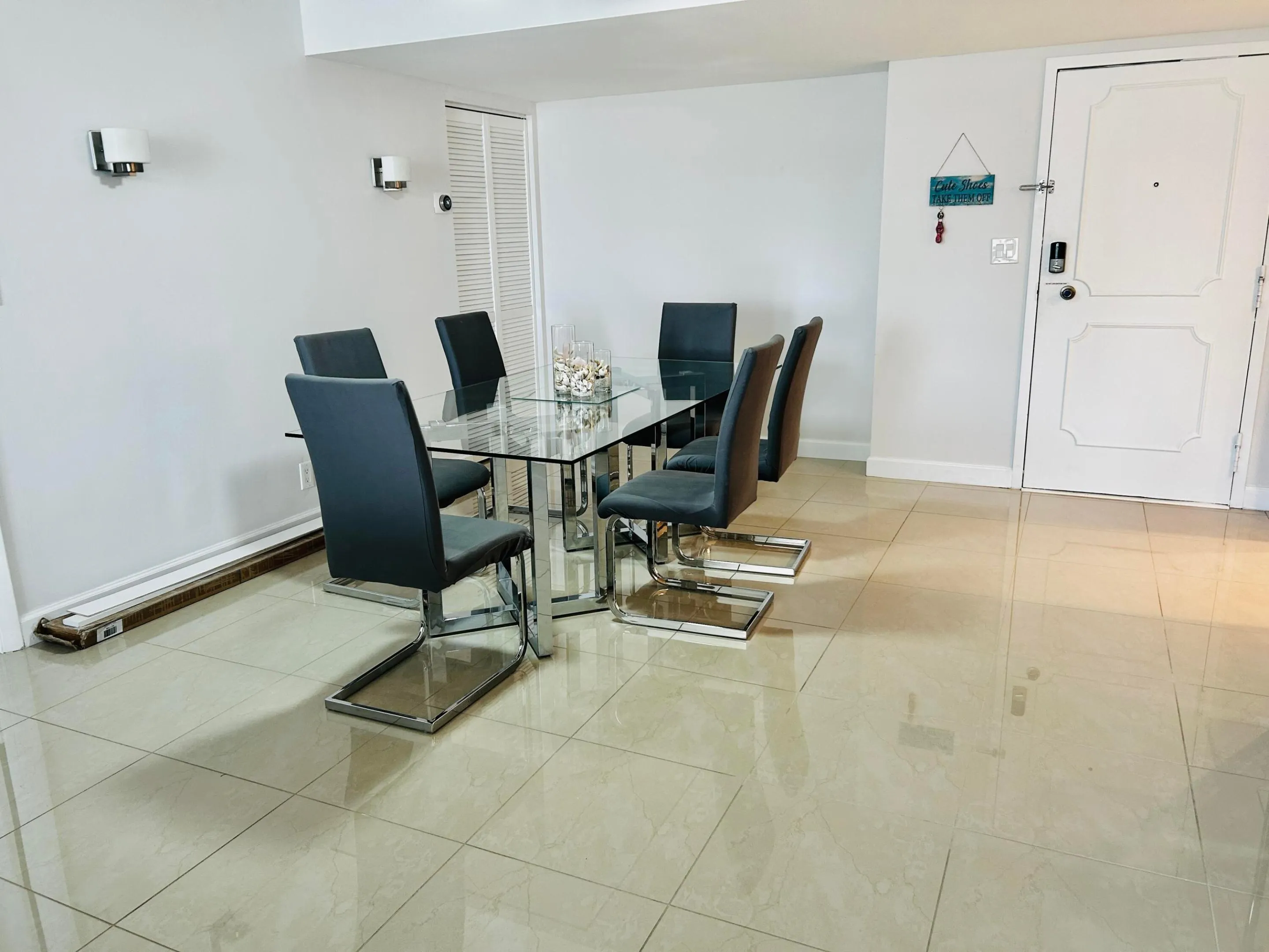 437 GOLDEN ISLES Drive #7G