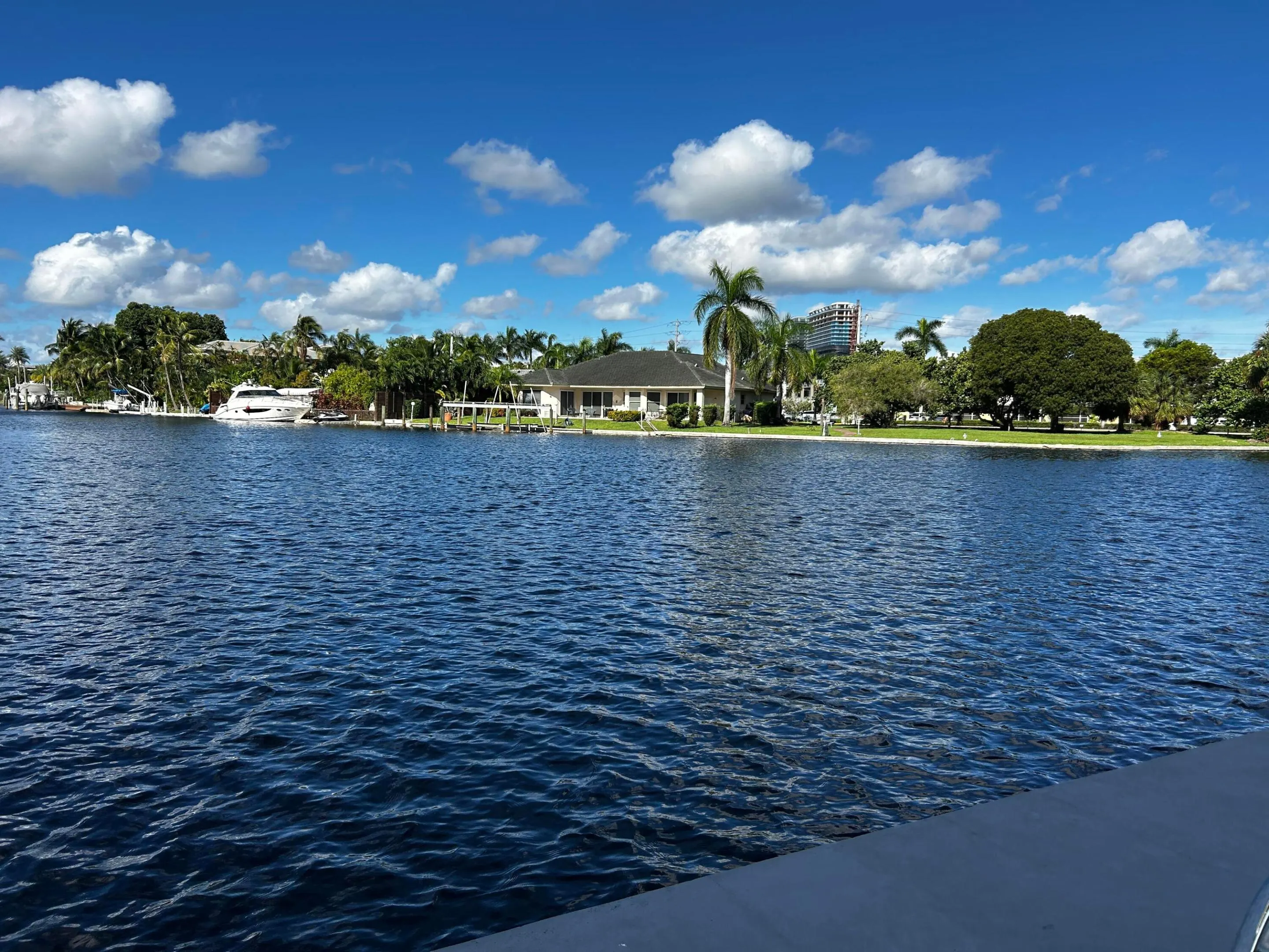 437 GOLDEN ISLES Drive #7G
