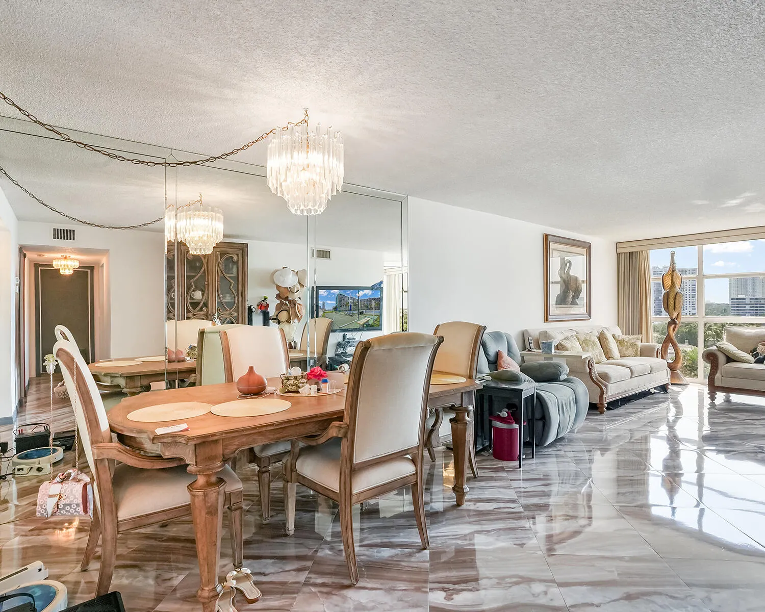 600 PARKVIEW Drive #703