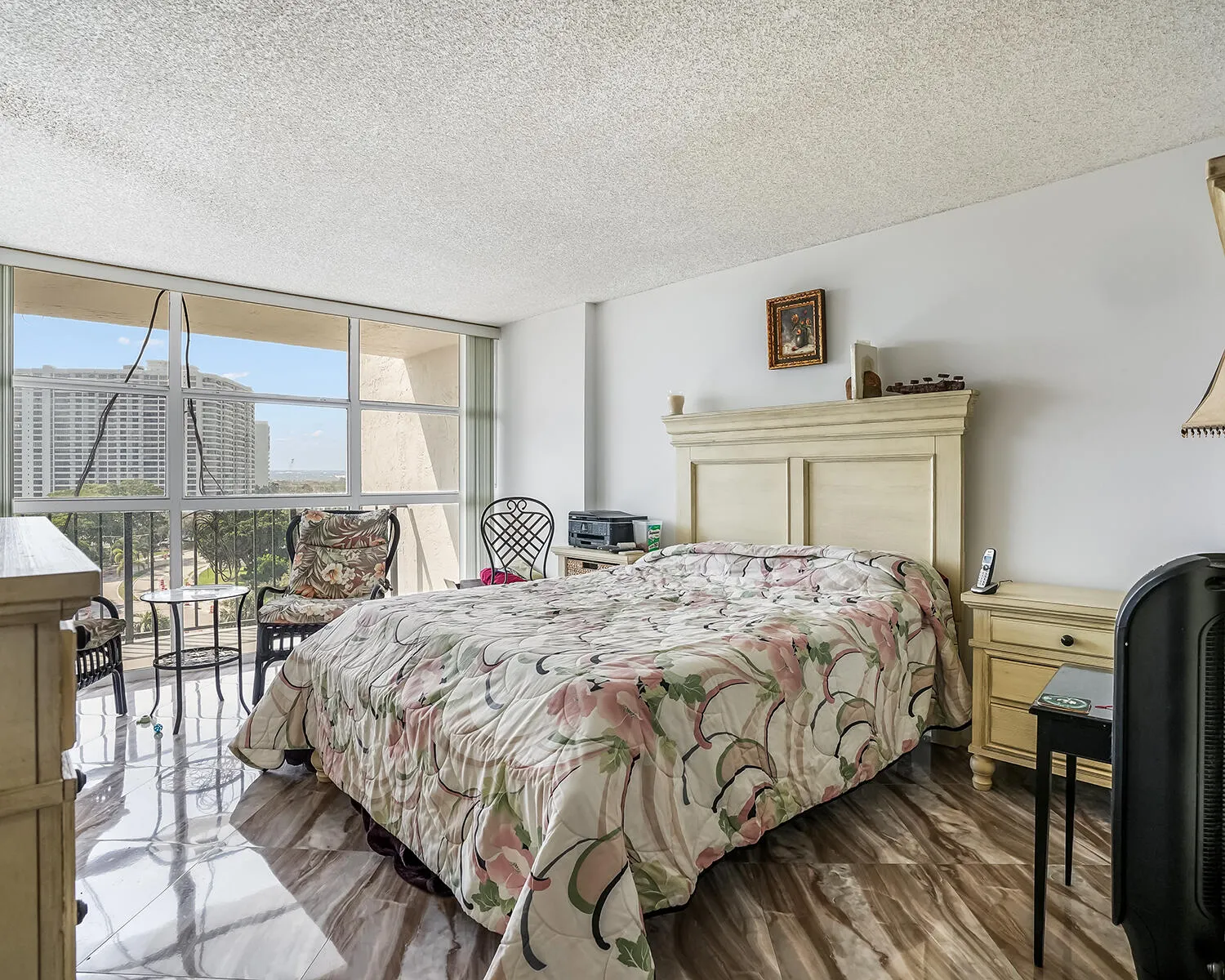 600 PARKVIEW Drive #703