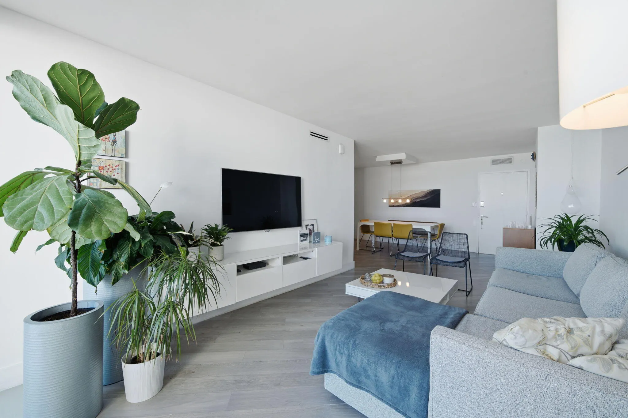 3180 S Ocean Drive #304