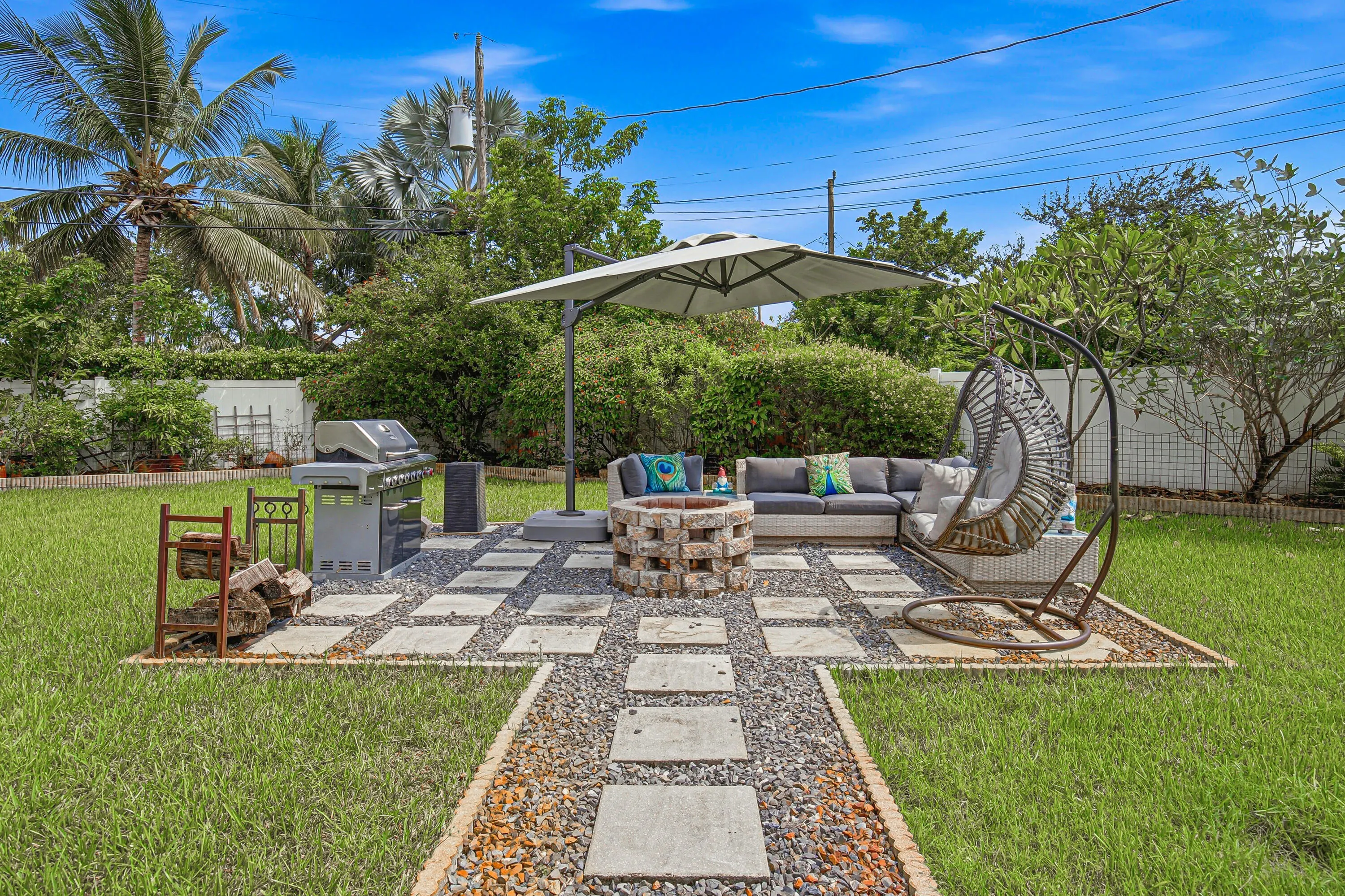1530 SW 25TH Avenue