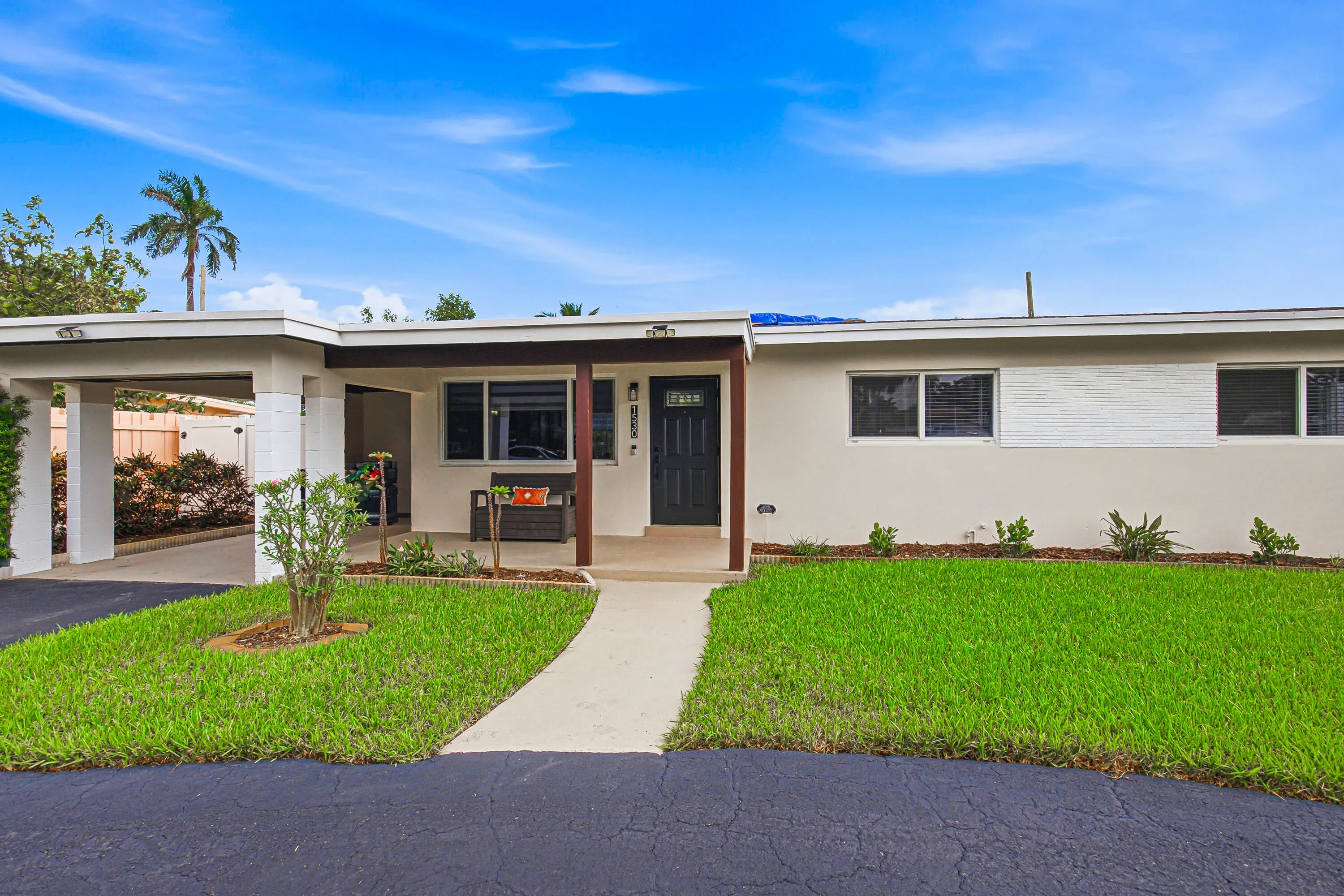 1530 SW 25TH Avenue
