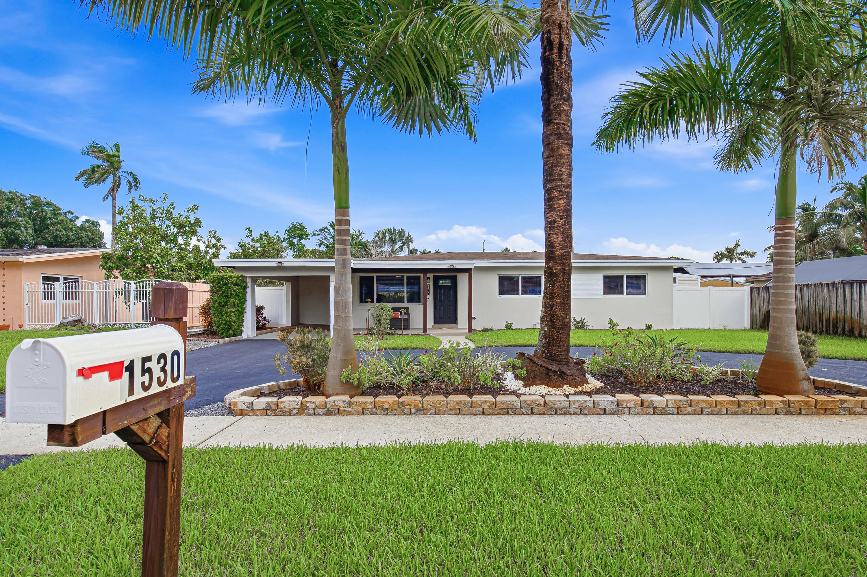 1530 SW 25TH Avenue