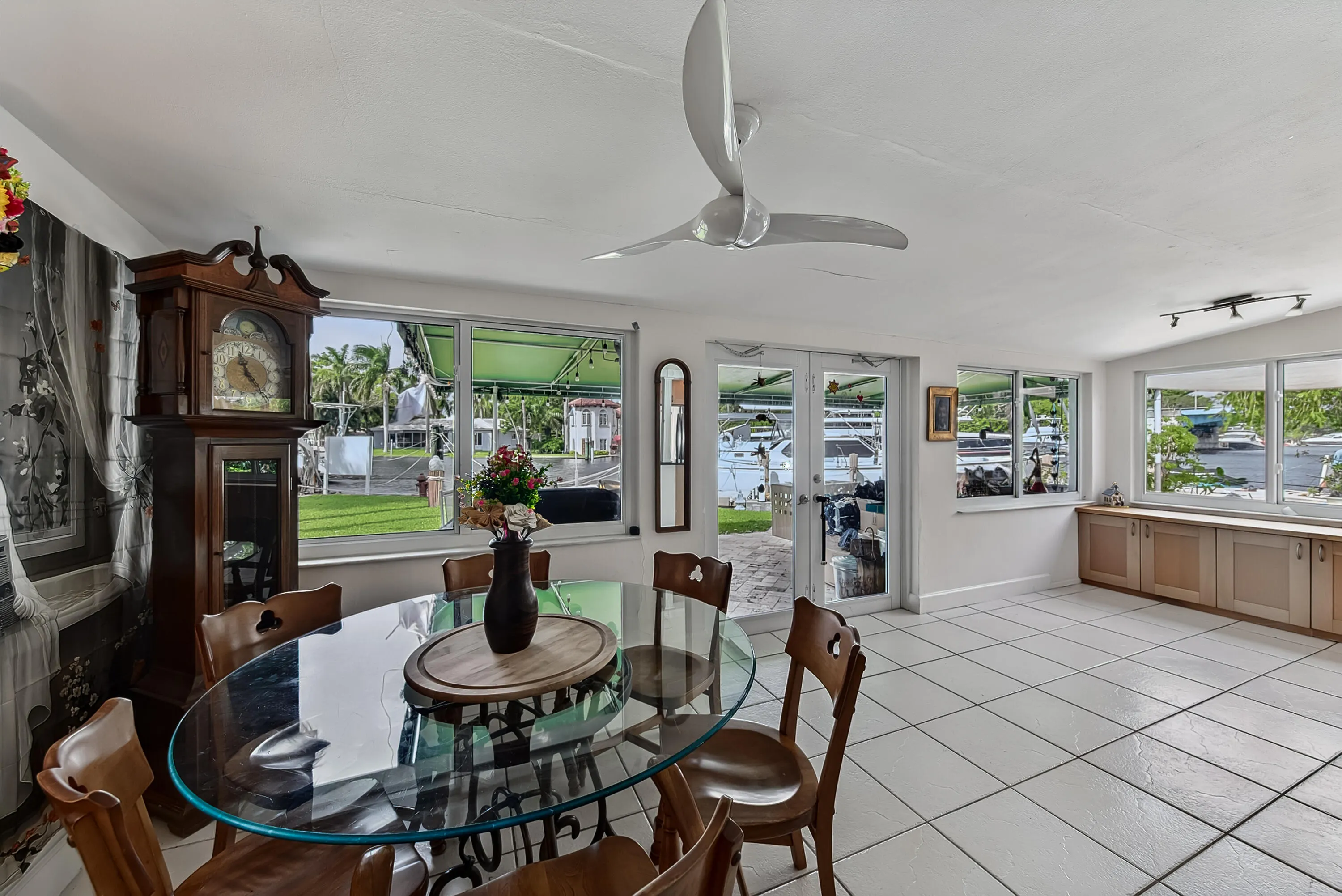 1333 CITRUS Isle