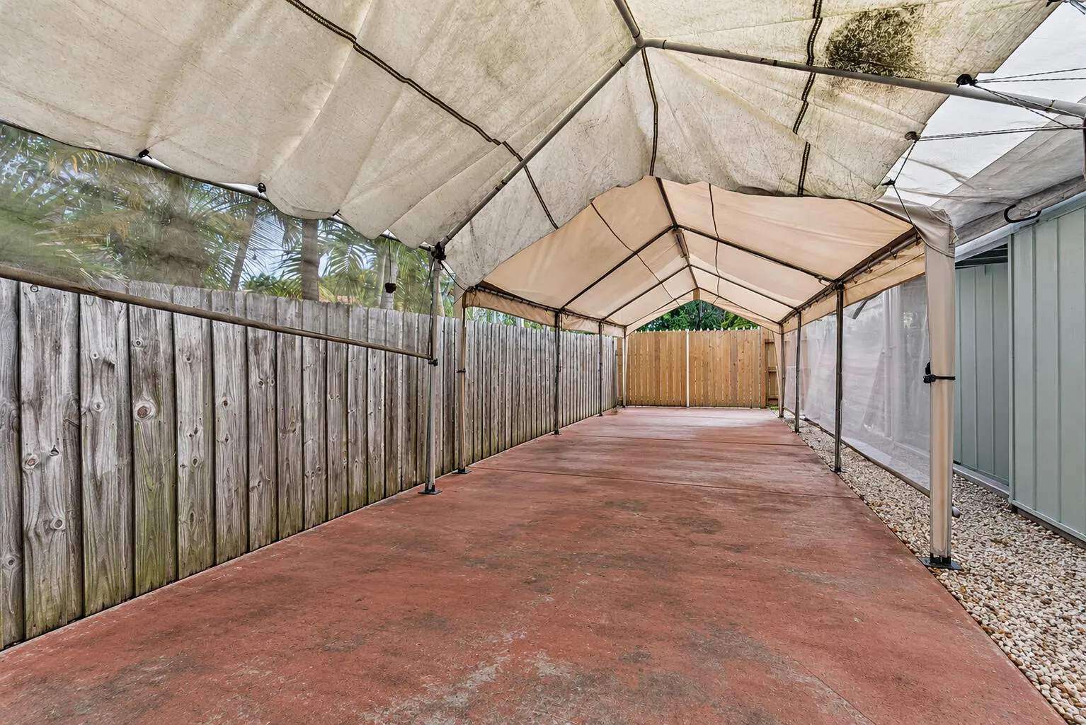 1333 CITRUS Isle