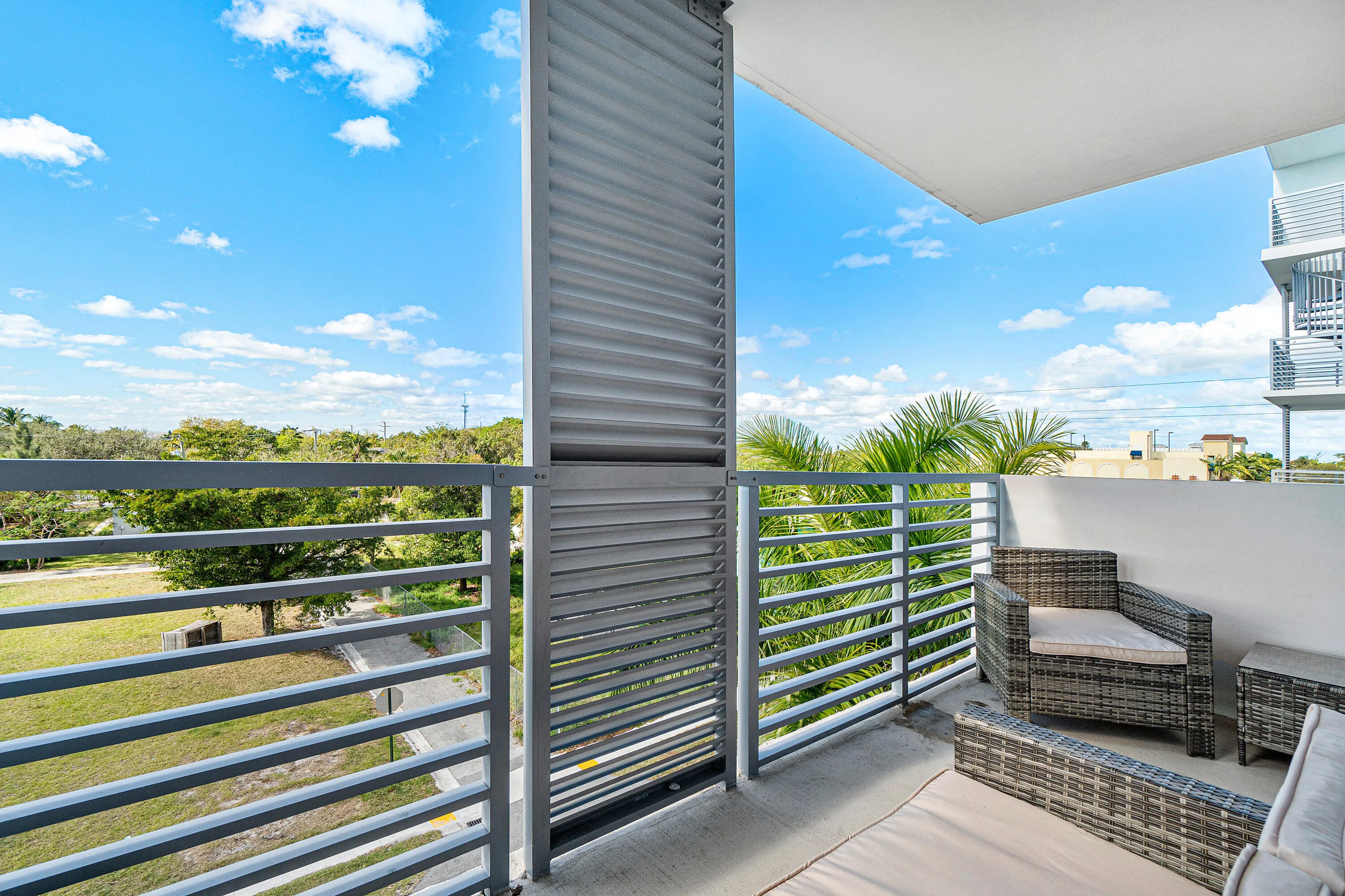111 SE 1st Avenue #416