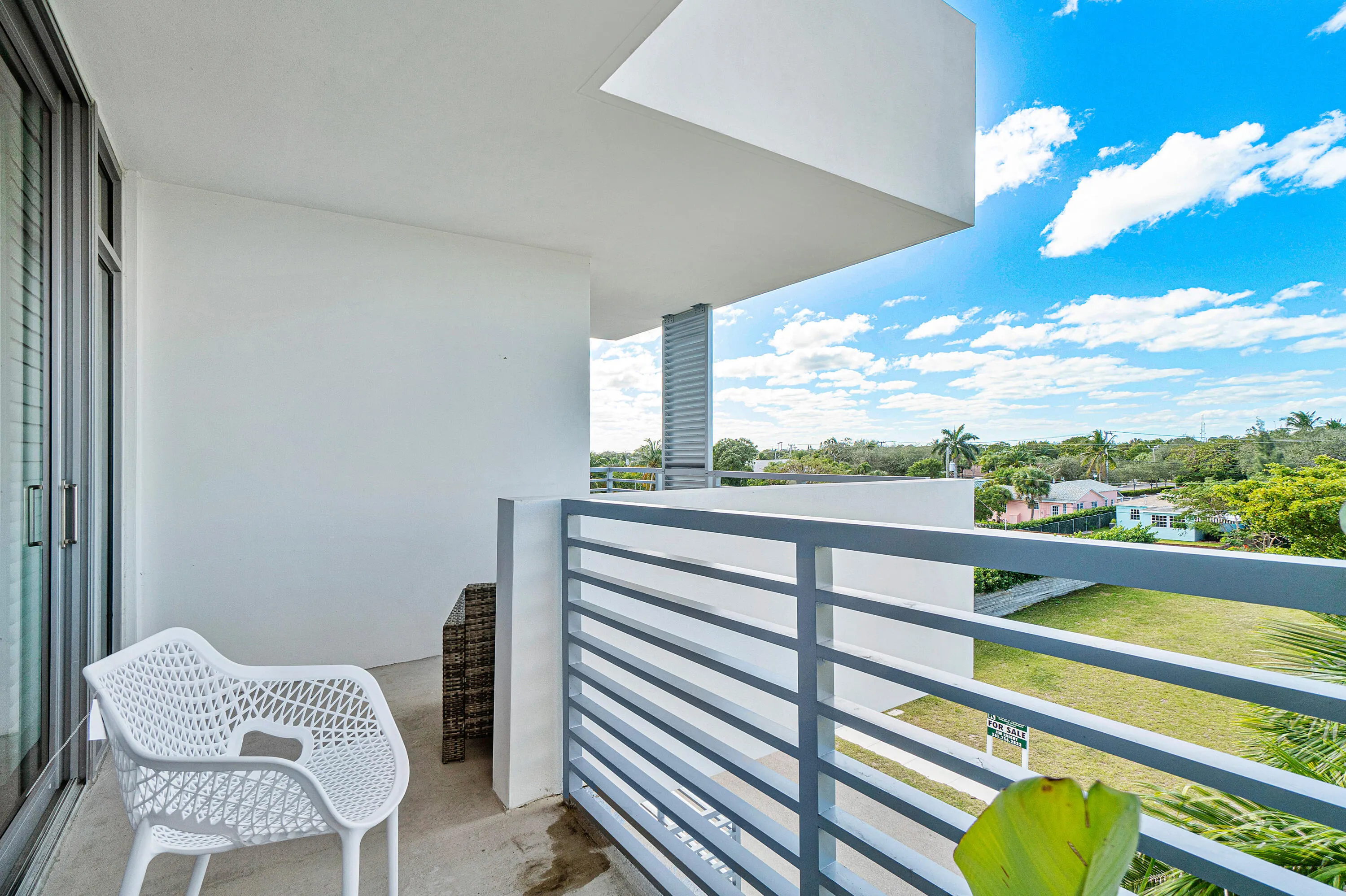 111 SE 1st Avenue #416