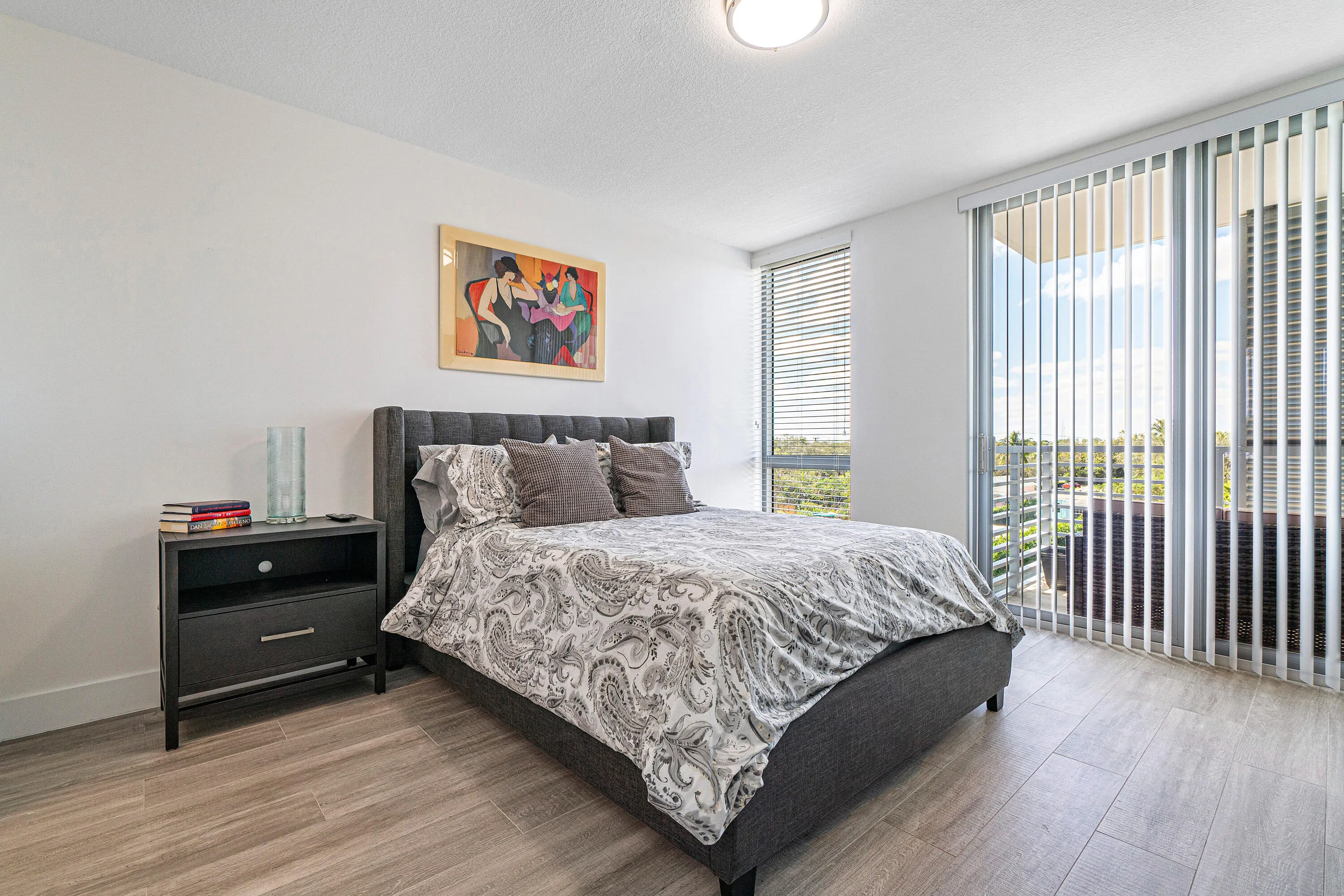 111 SE 1st Avenue #416