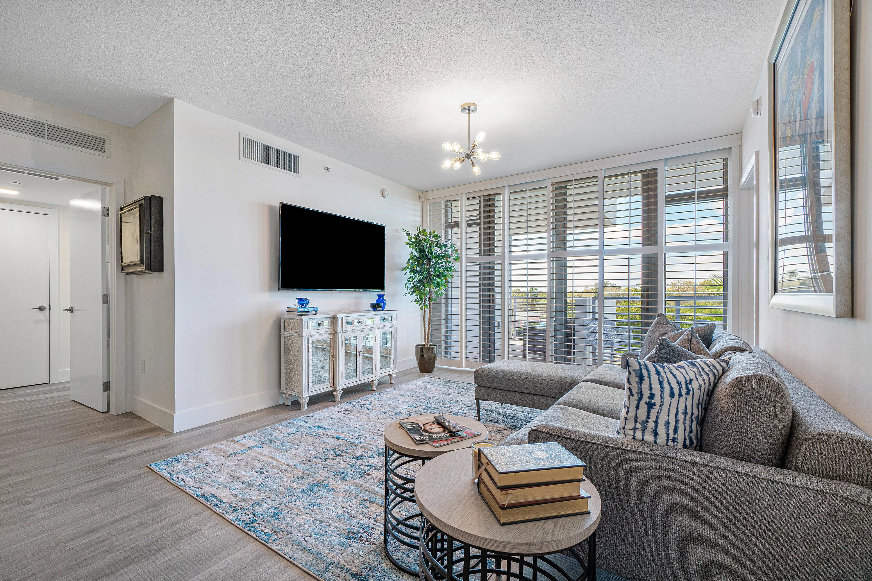 111 SE 1st Avenue #416