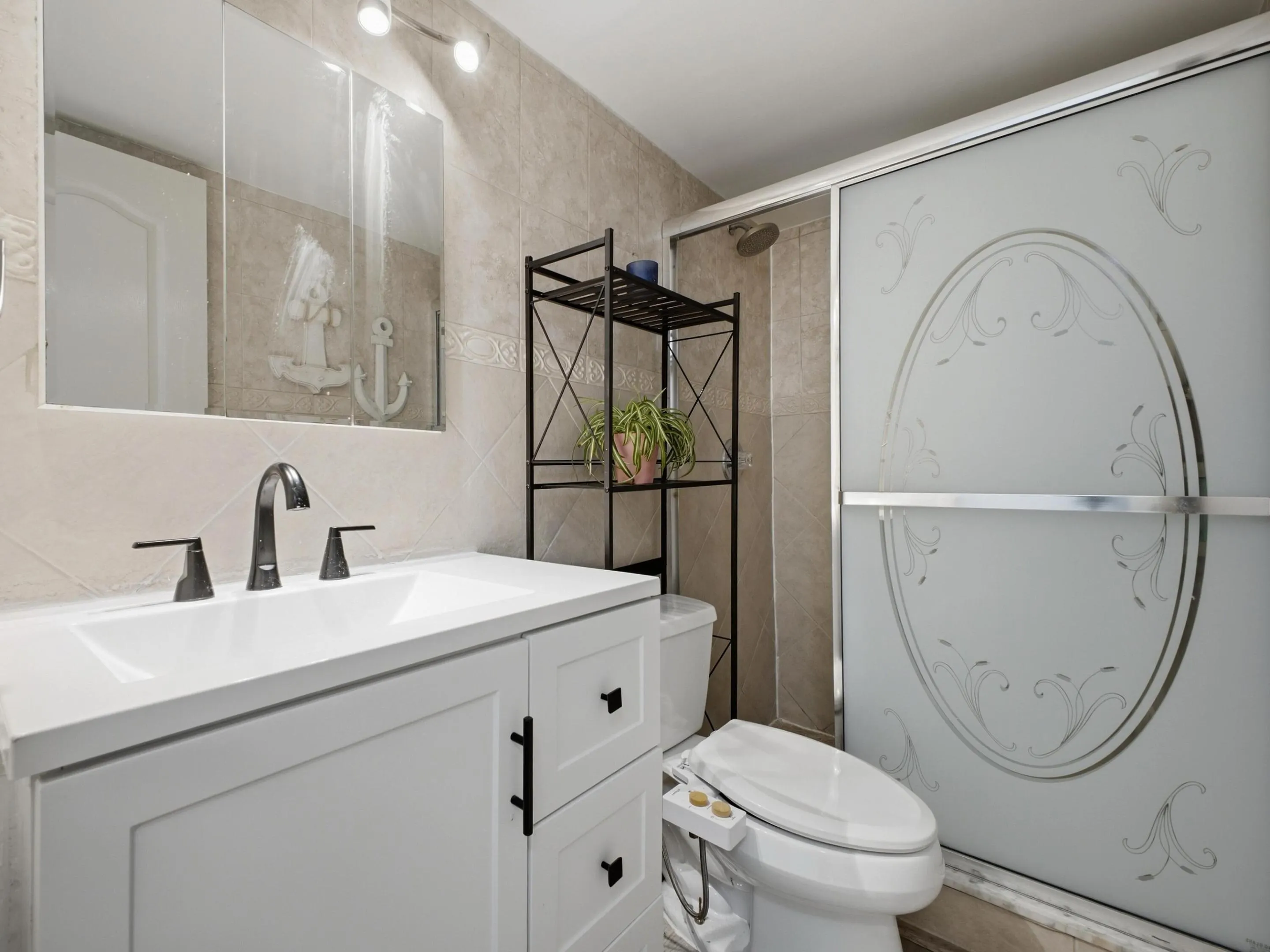 2101 S OCEAN #202