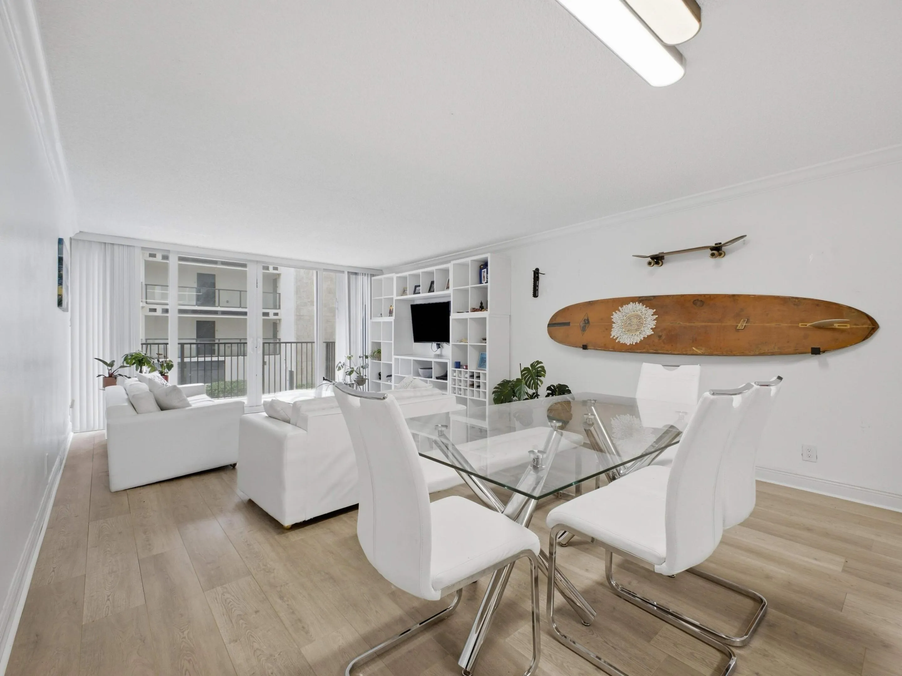 2101 S OCEAN #202