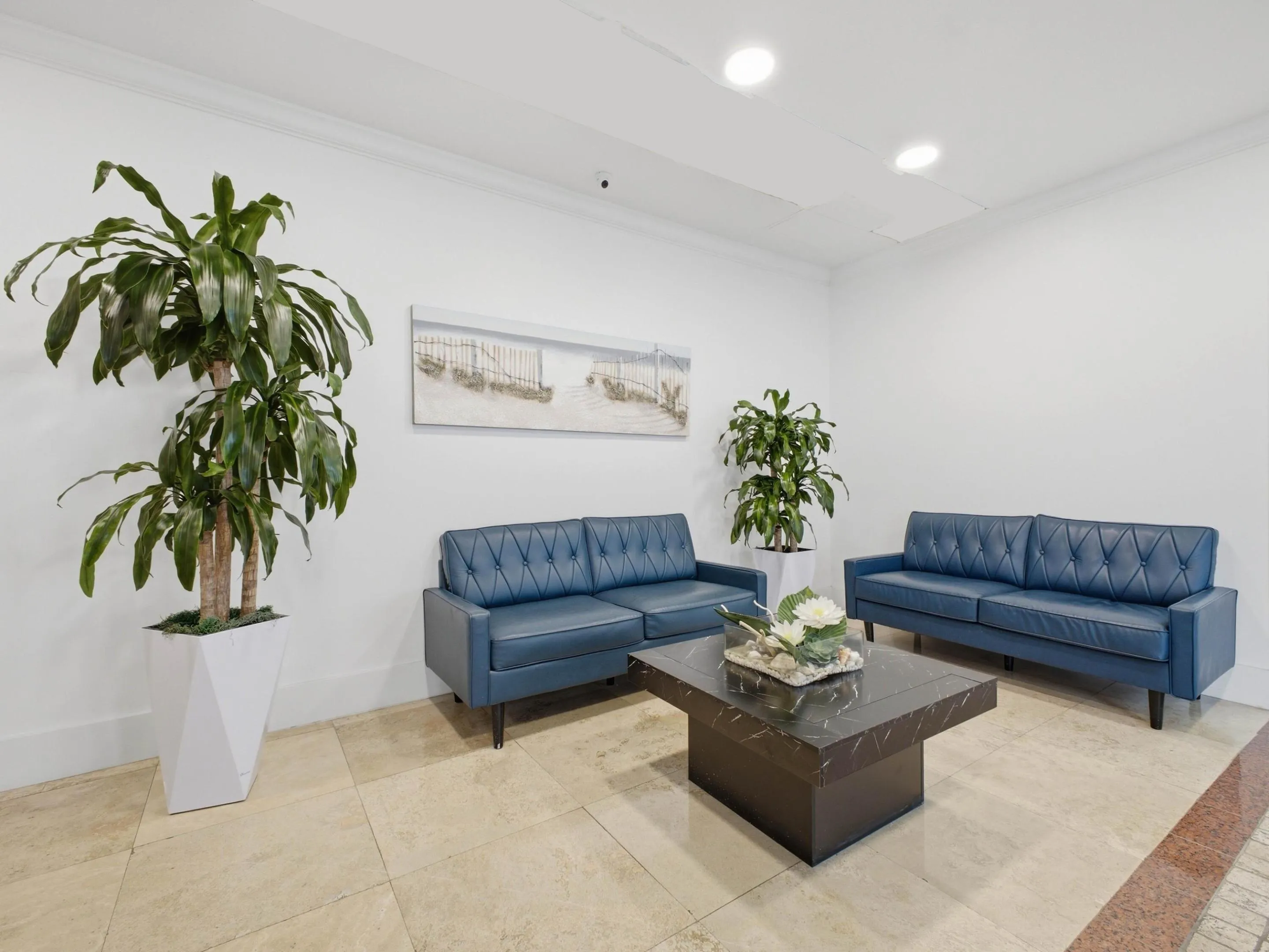 2101 S OCEAN #202