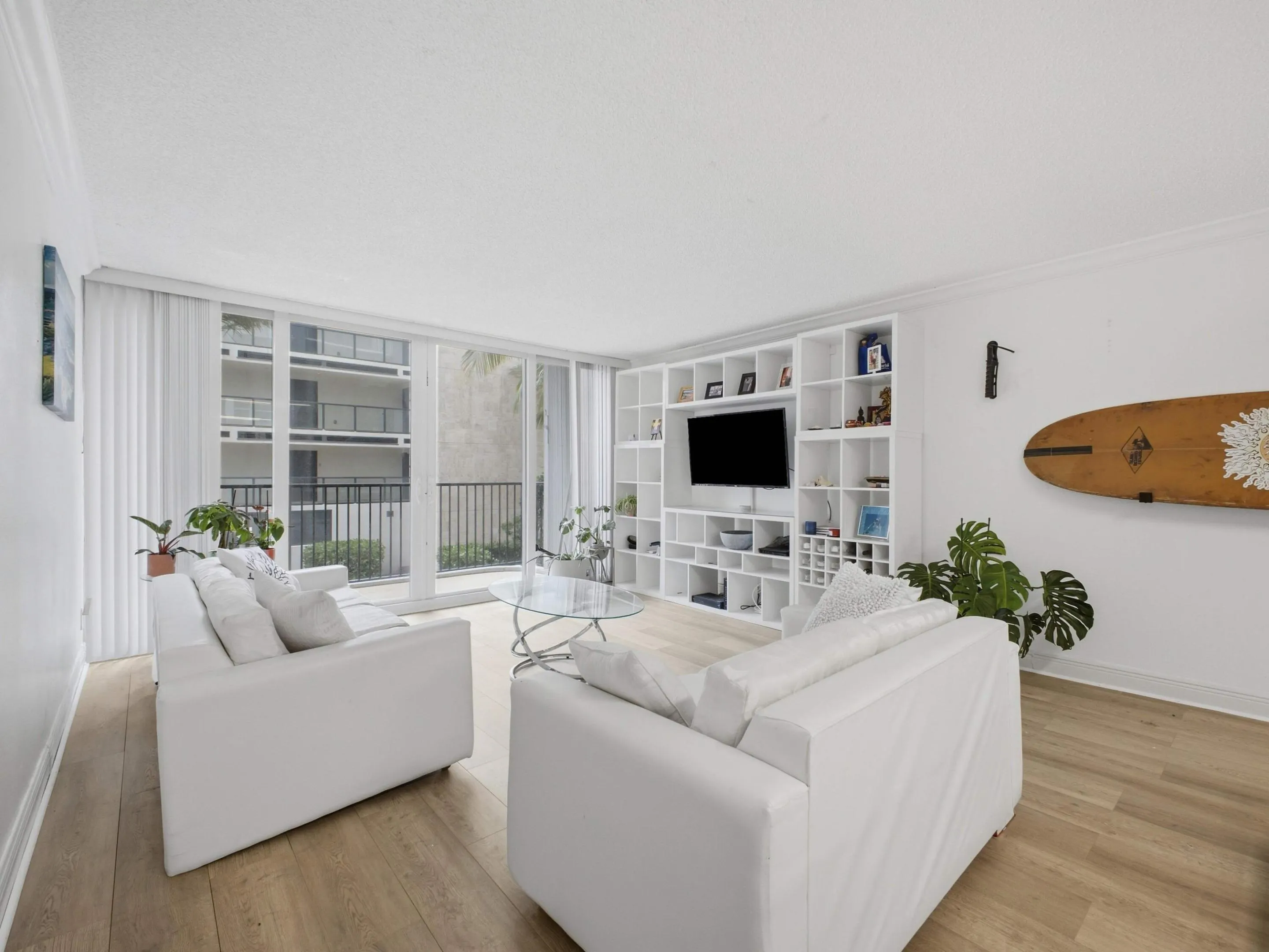 2101 S OCEAN #202