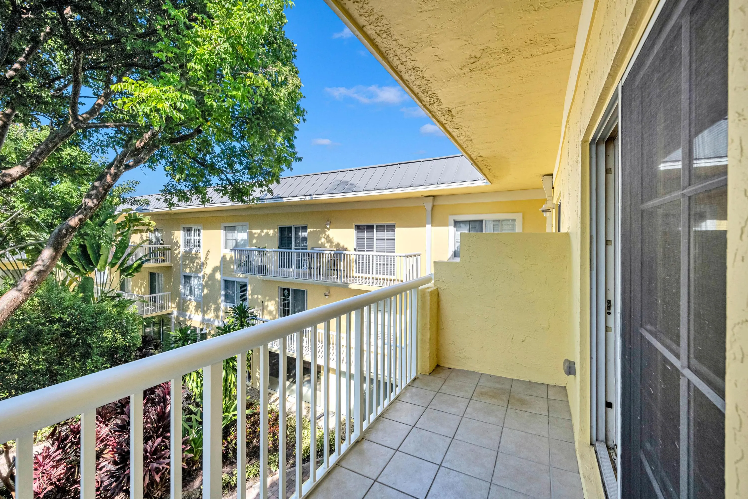 151 NE 16th Avenue #369