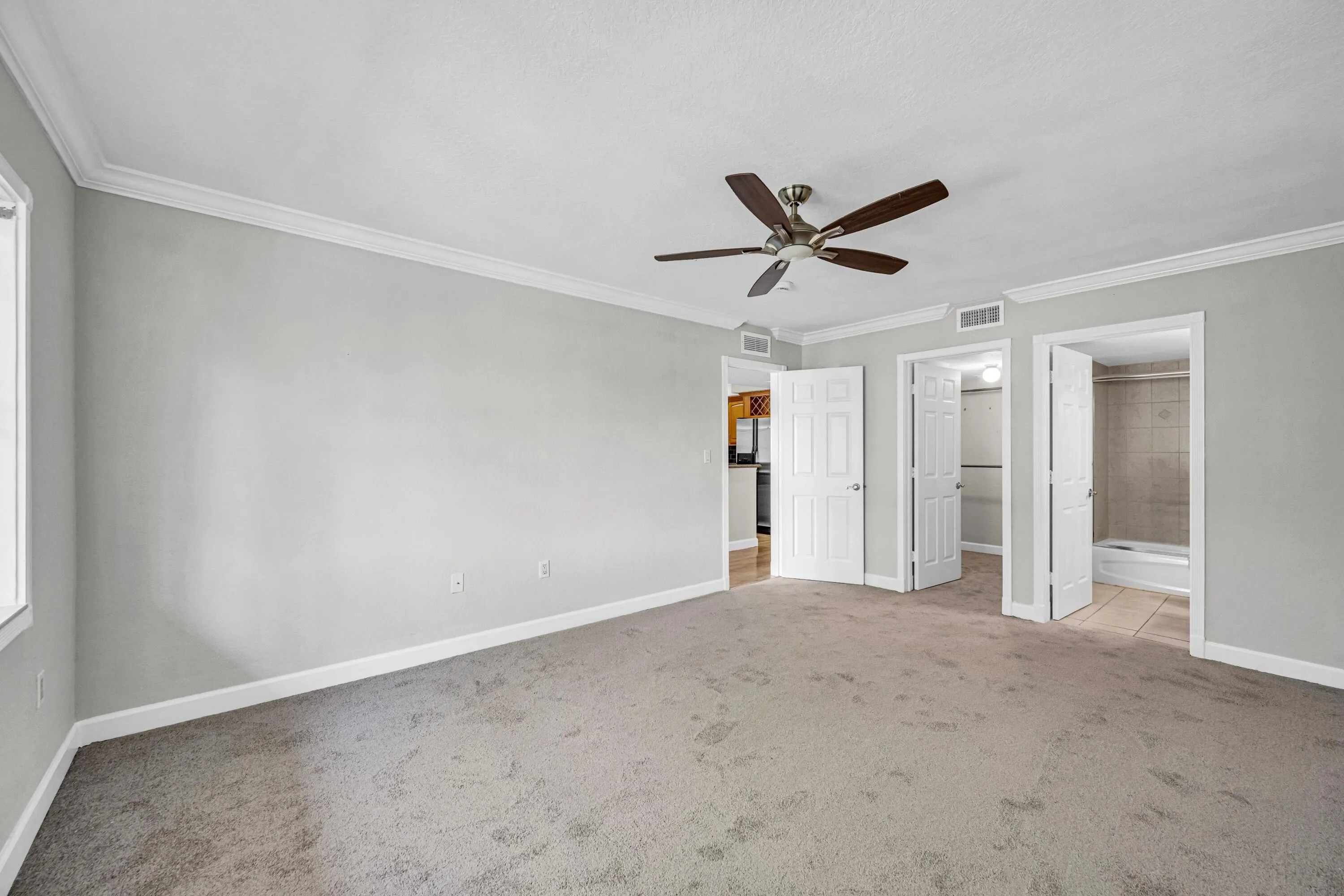 151 NE 16th Avenue #369