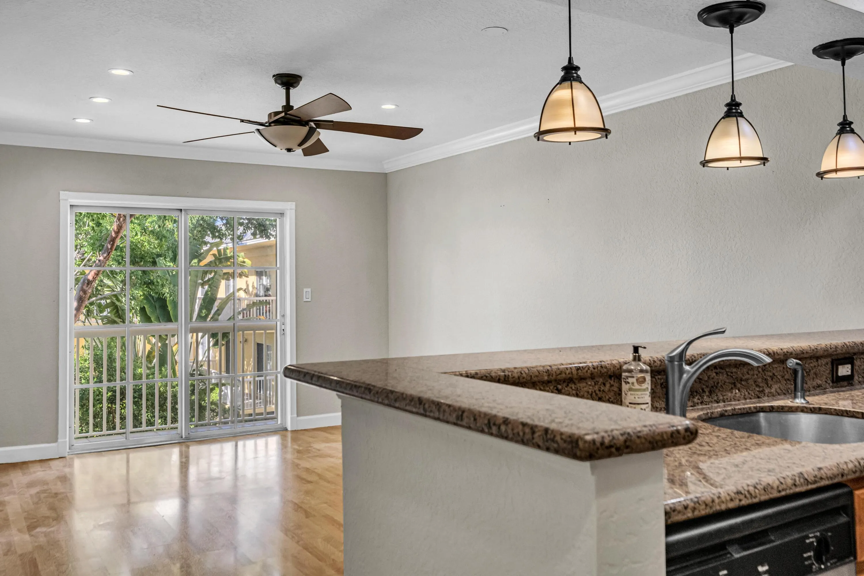151 NE 16th Avenue #369