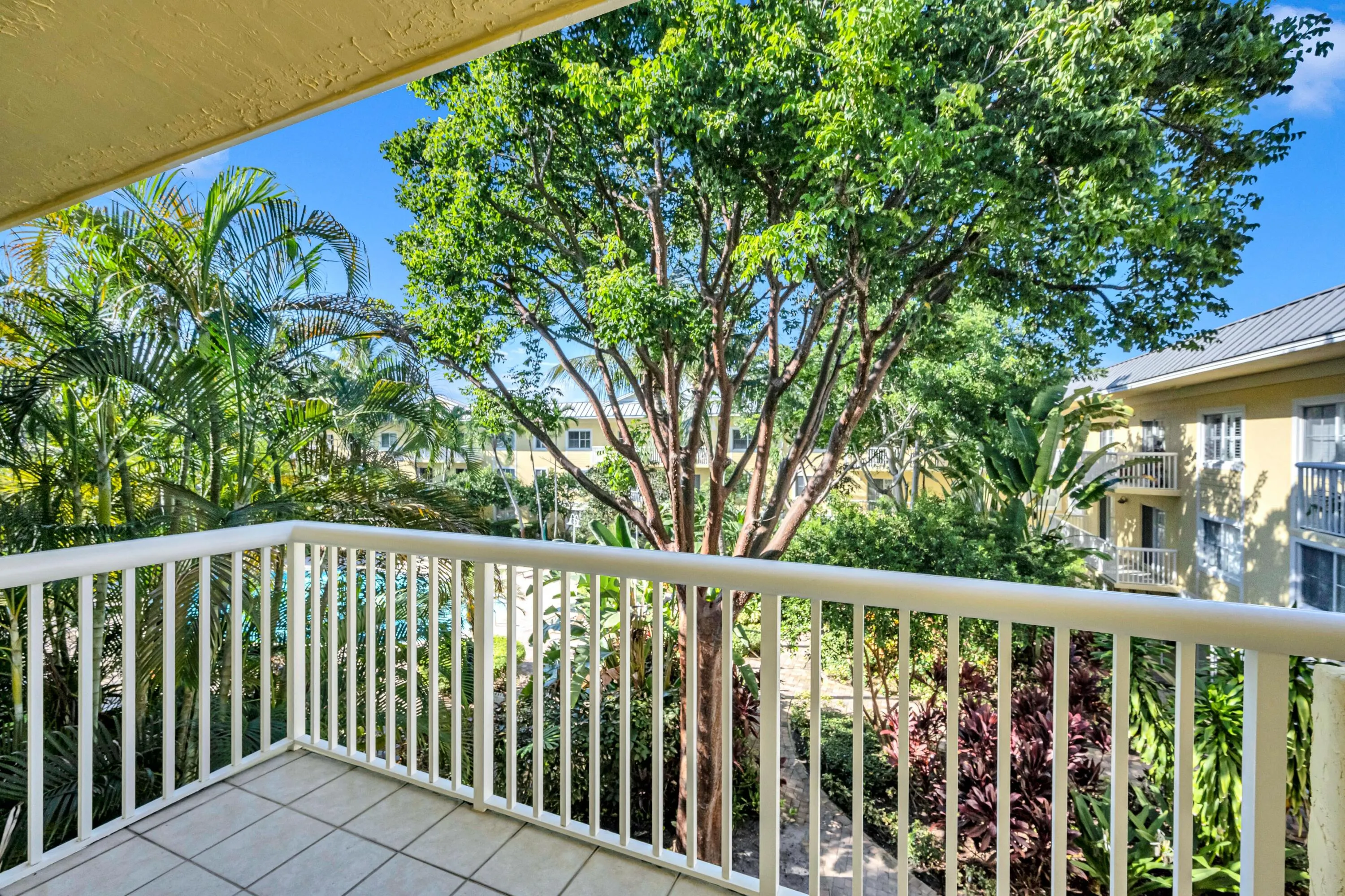 151 NE 16th Avenue #369