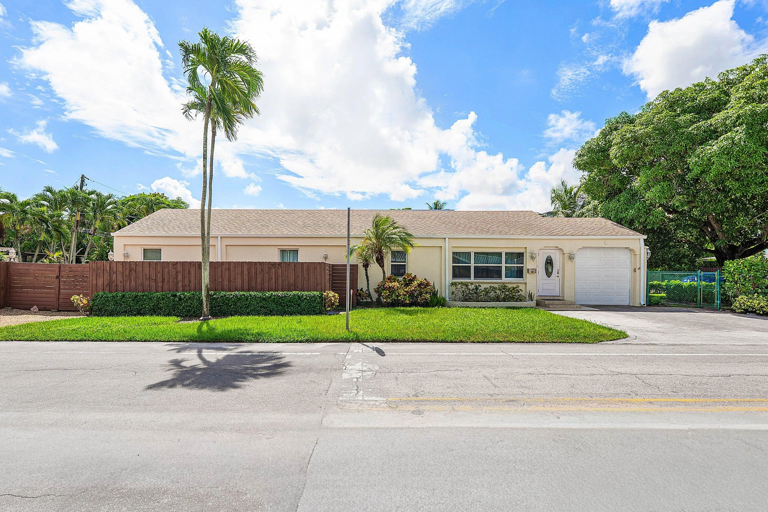 800 NE 6TH Street #1