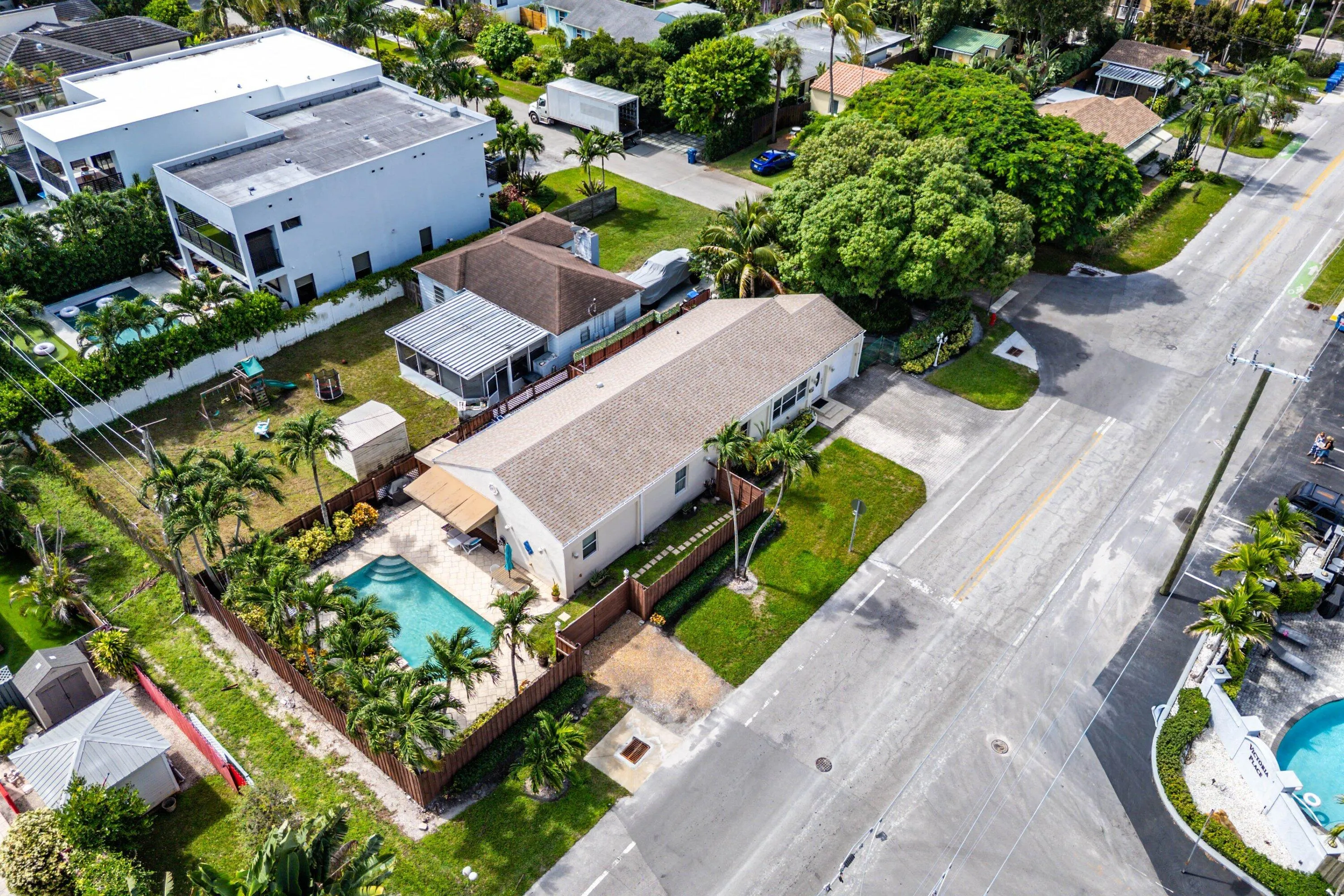800 NE 6TH Street #1
