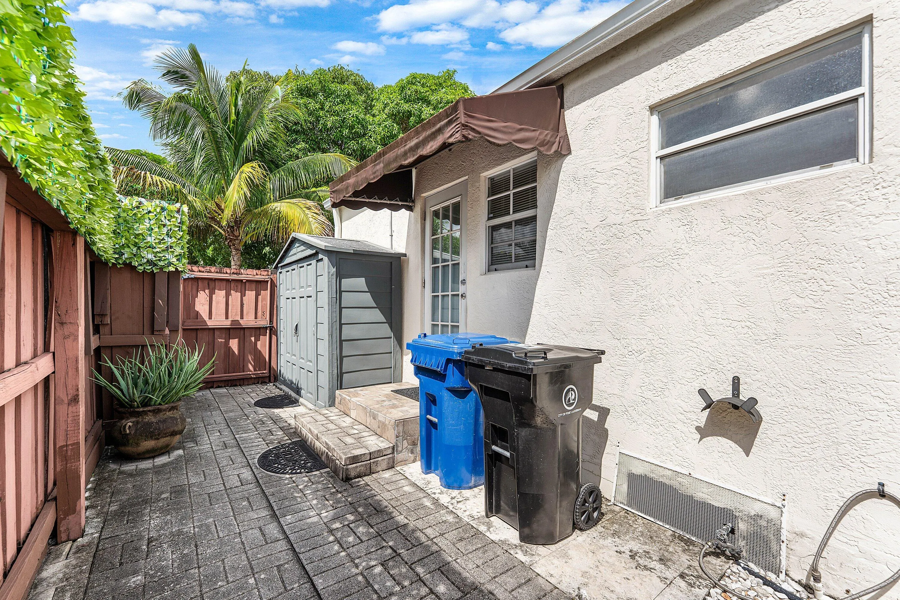 800 NE 6TH Street #1