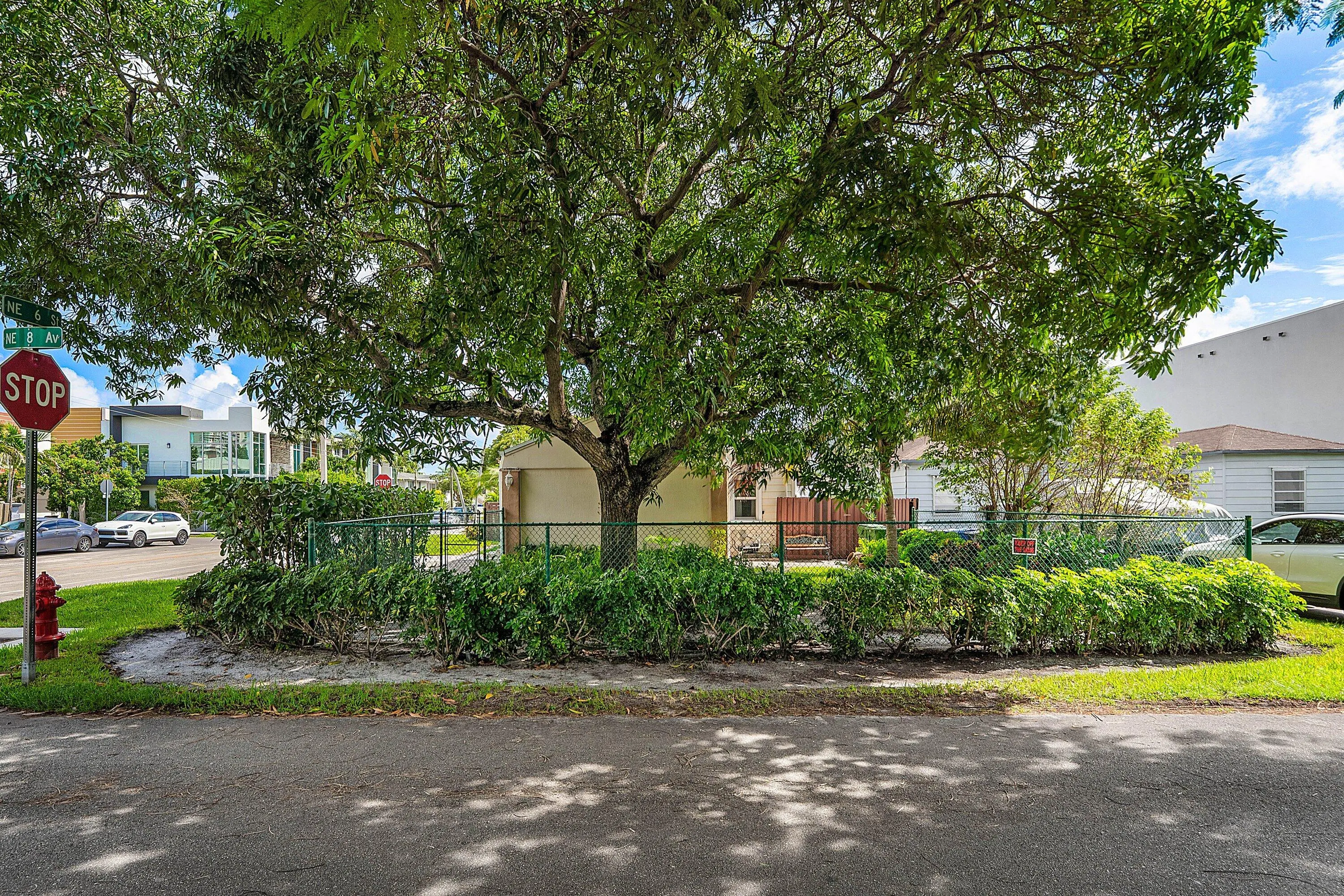 800 NE 6TH Street #1