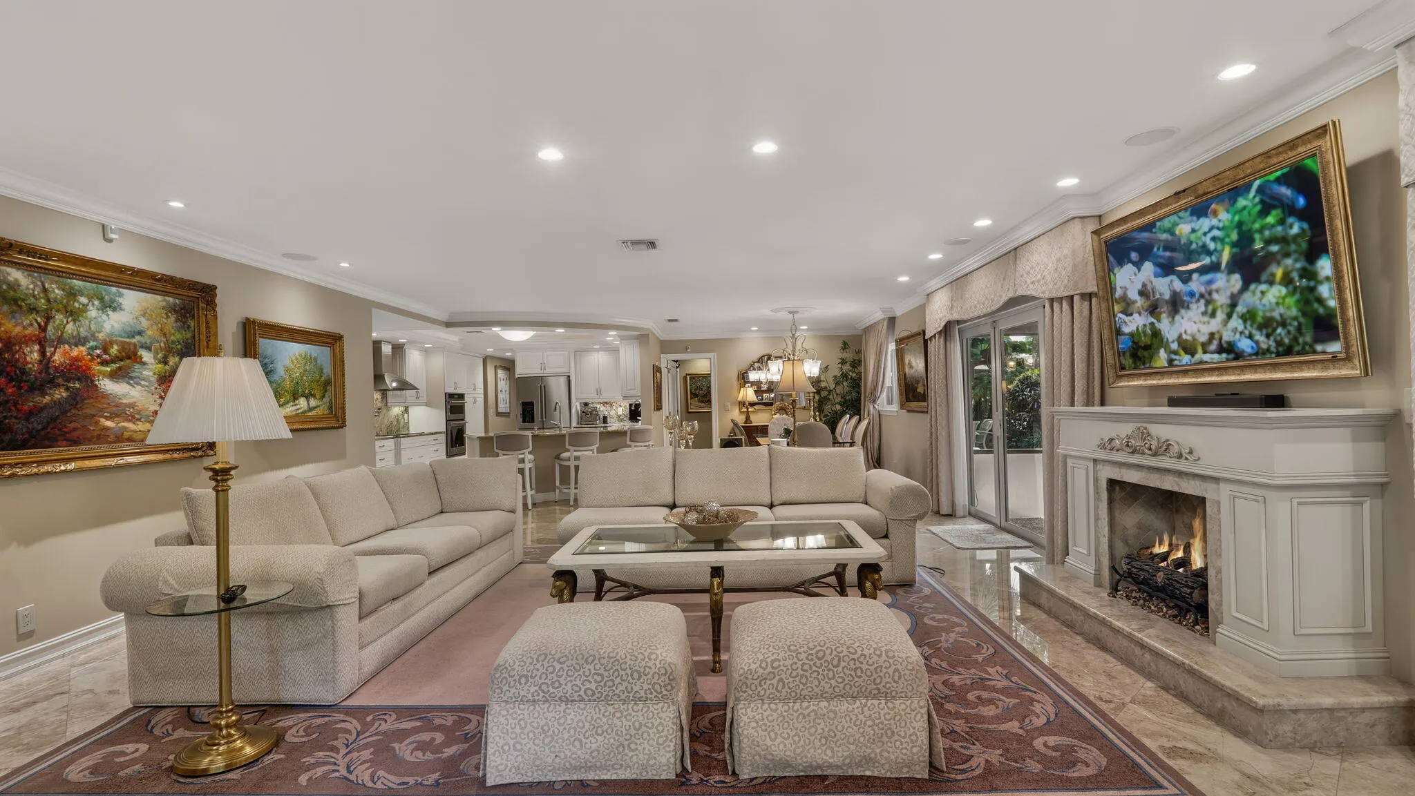 3745 OAKS CLUBHOUSE Drive #V-8