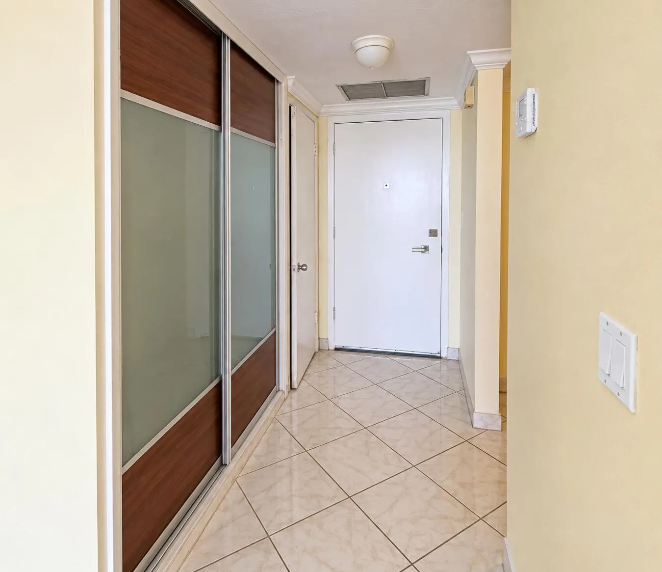 3700 GALT OCEAN Drive #712