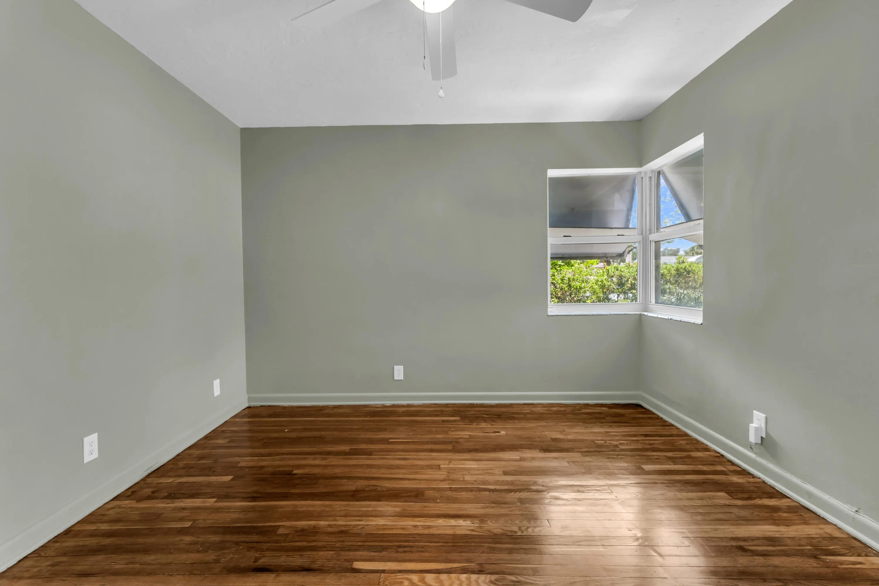 434 49TH Street