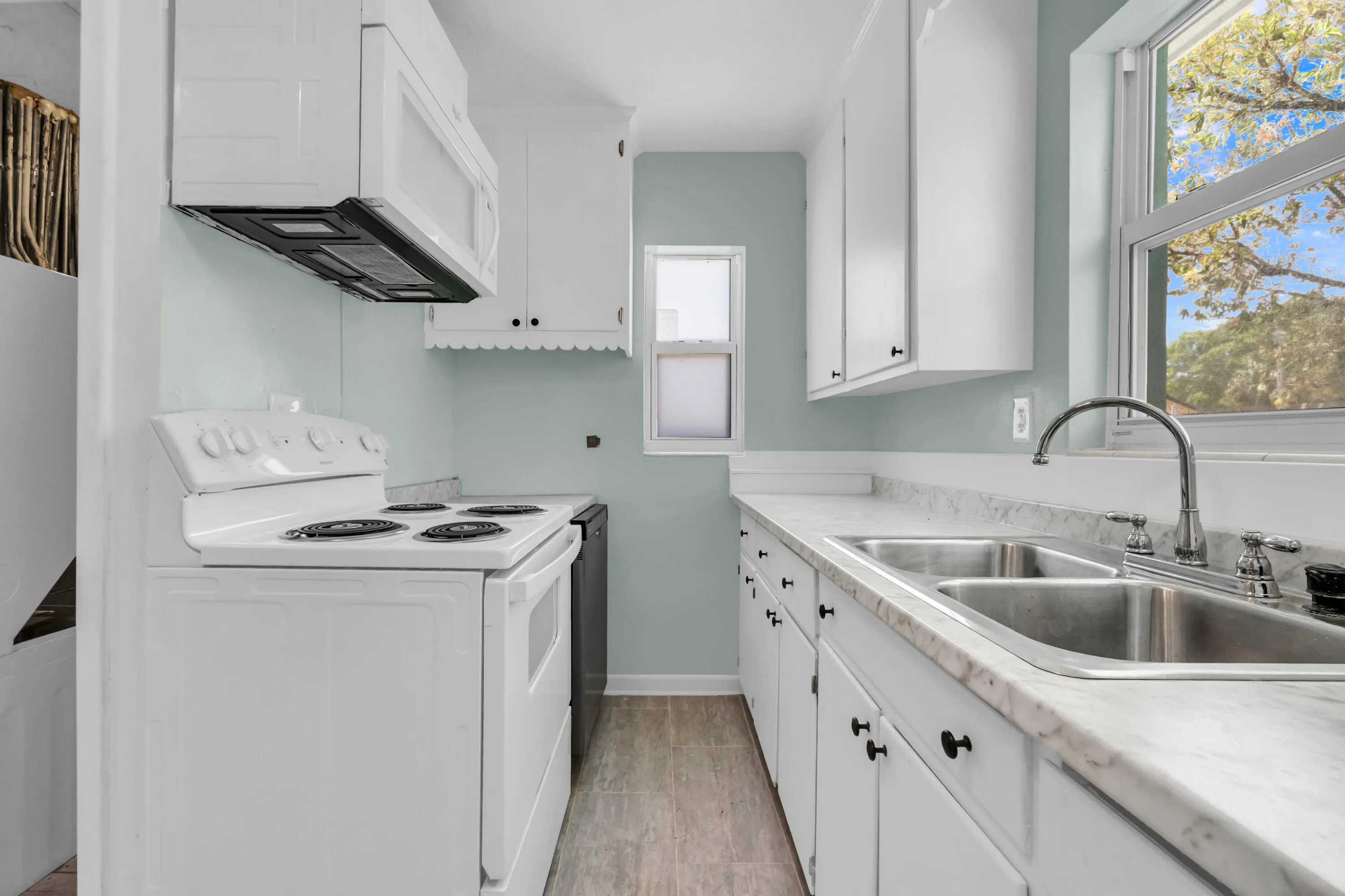 434 49TH Street