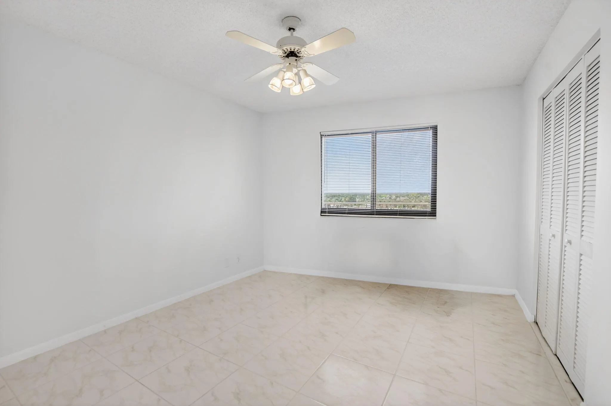 7370 S ORIOLE Boulevard #802