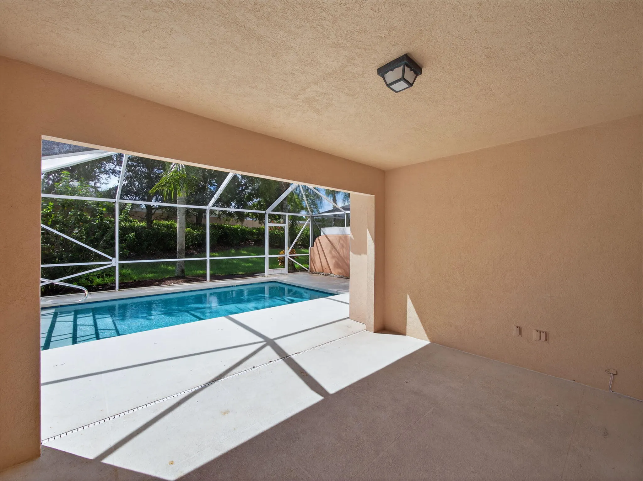 12225 SW Elsinore Drive