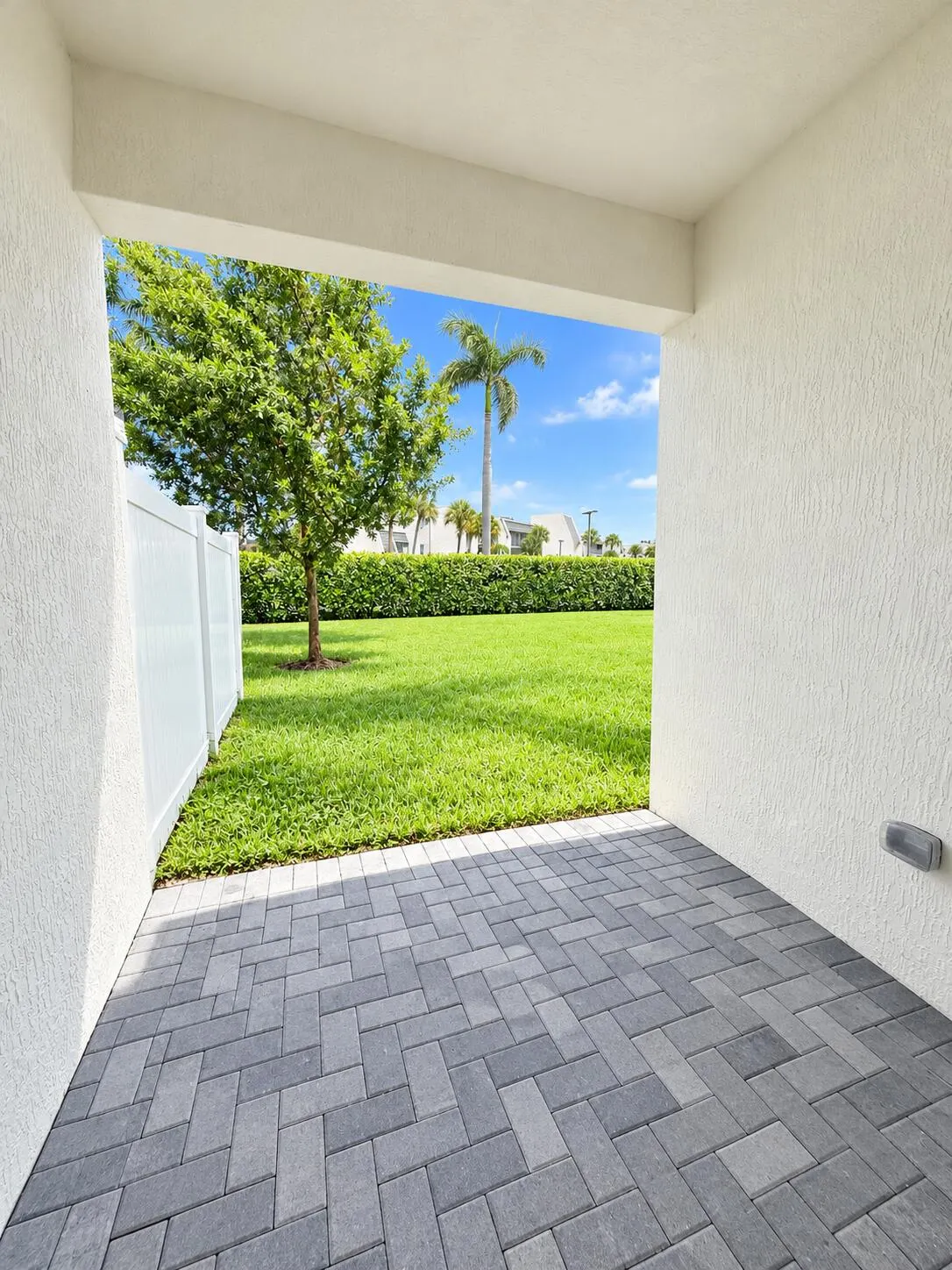 4168 Lagoon Shore Drive