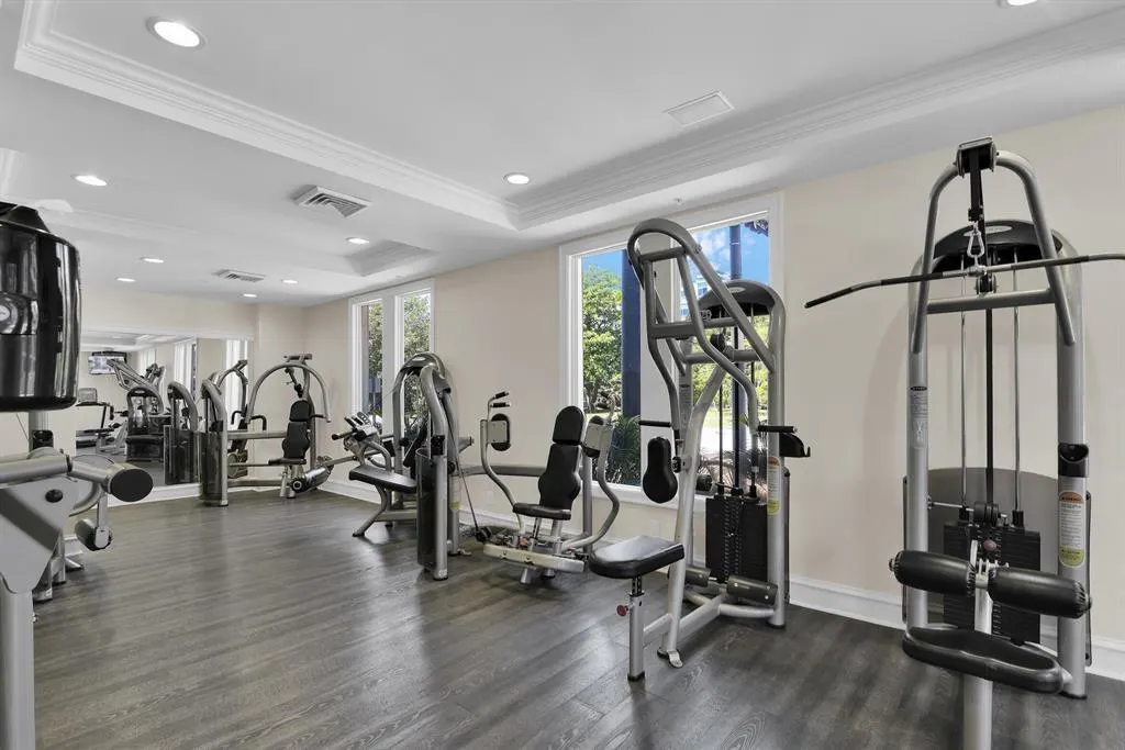 533 NE 3RD Avenue #548