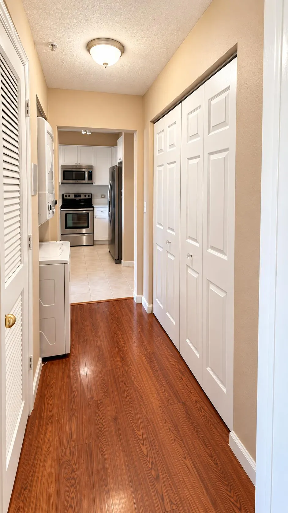 533 NE 3RD Avenue #548