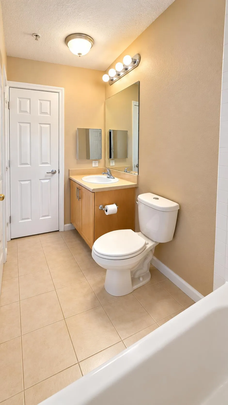 533 NE 3RD Avenue #548