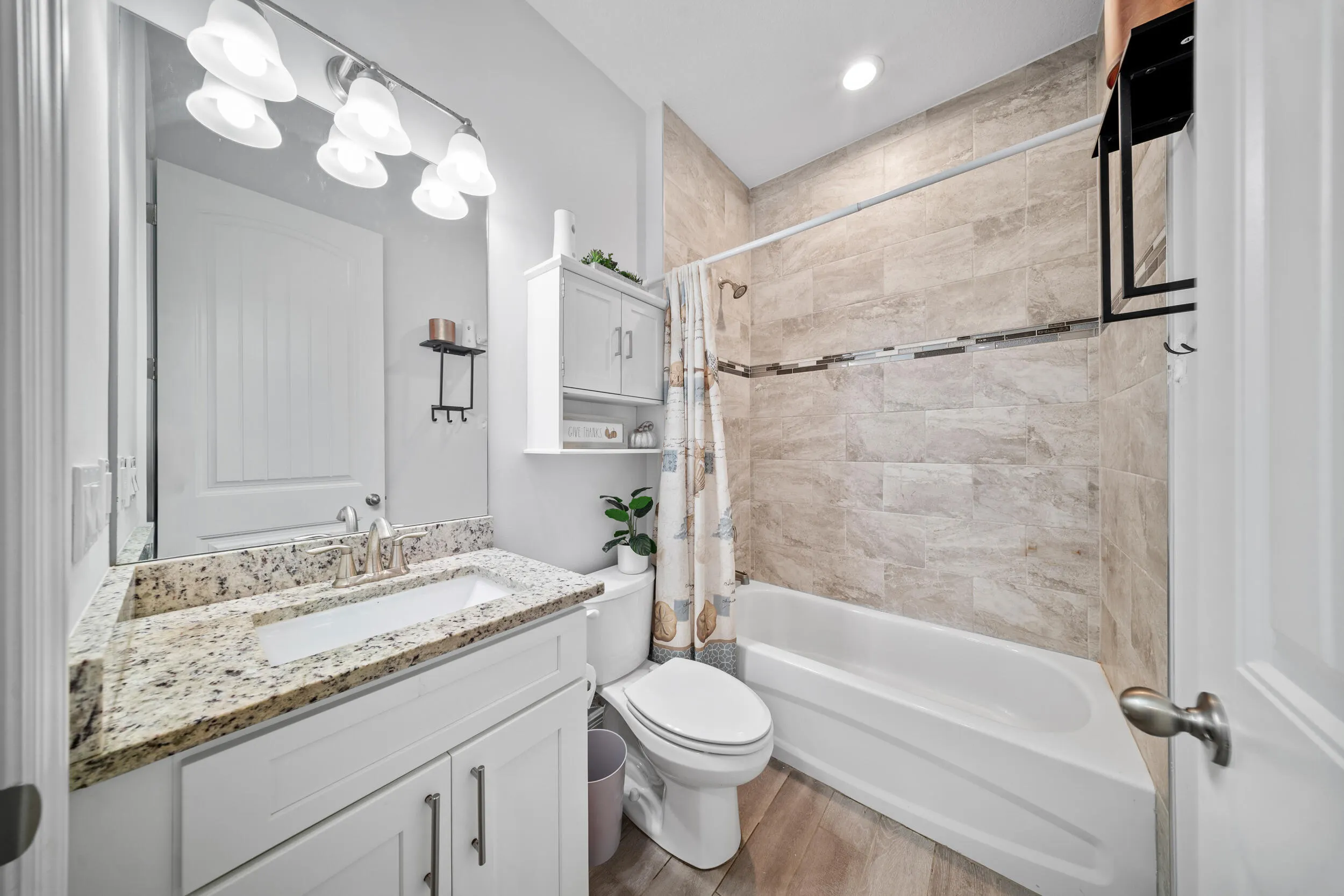 1066 SW JENNIFER Terrace