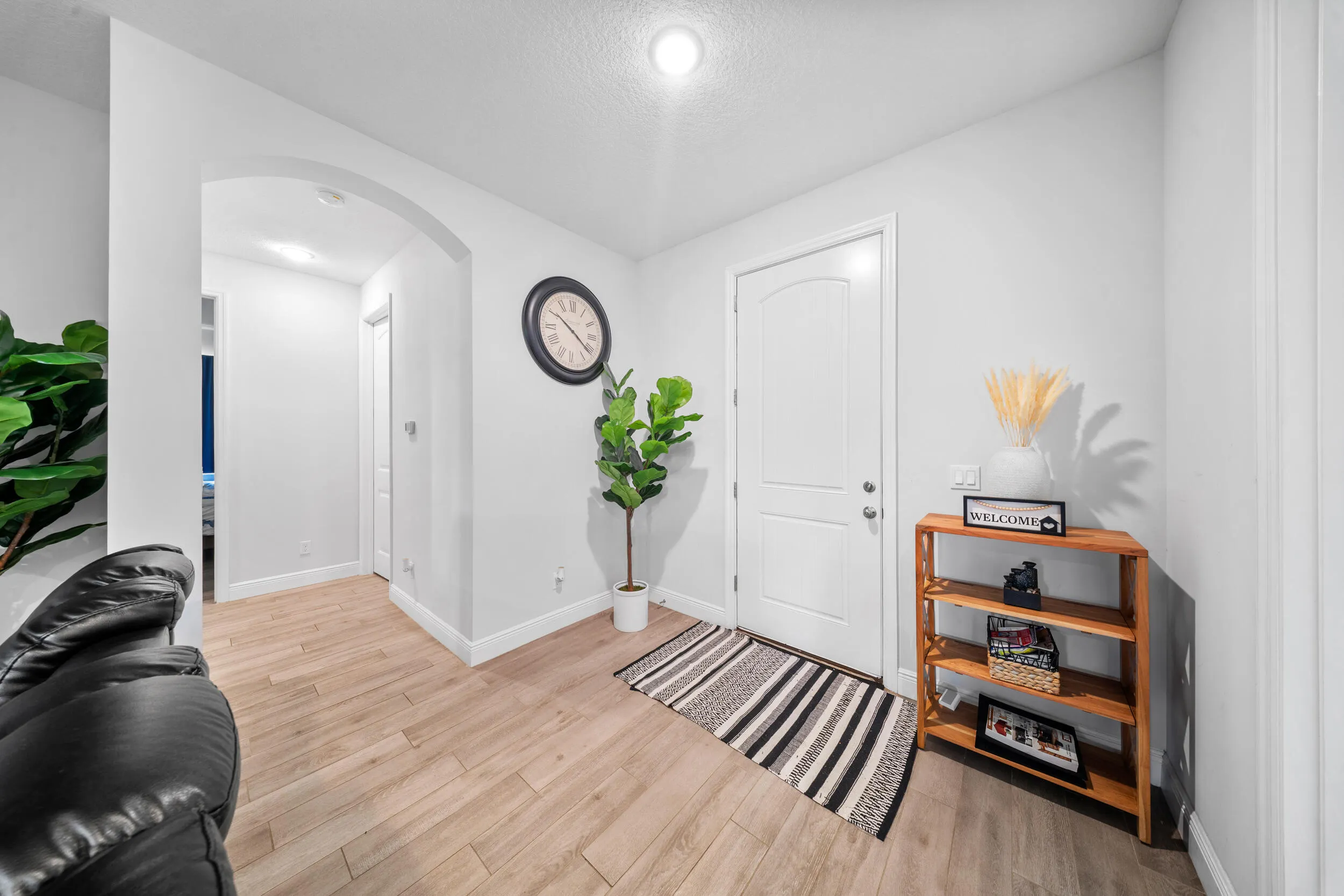 1066 SW JENNIFER Terrace