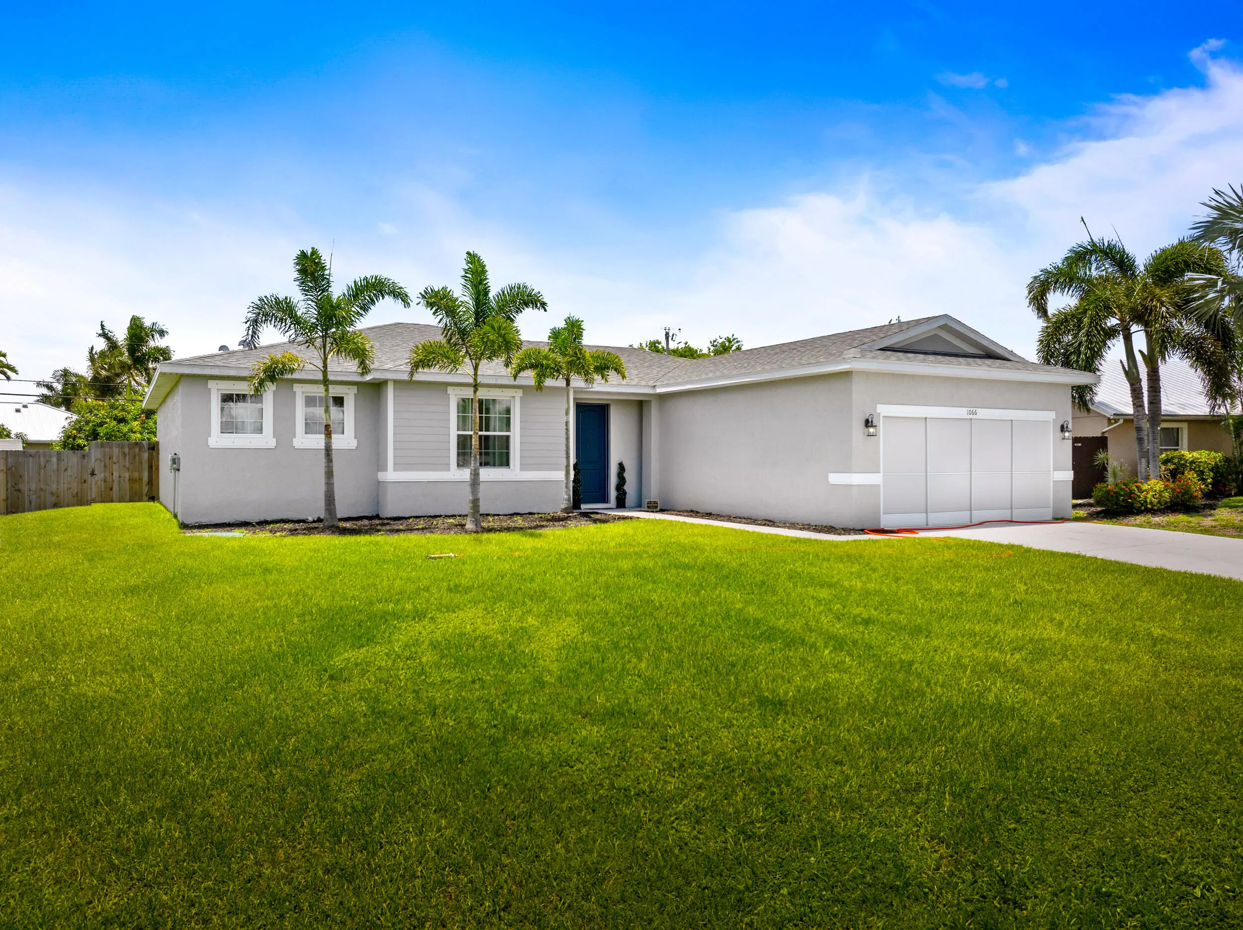 1066 SW JENNIFER Terrace