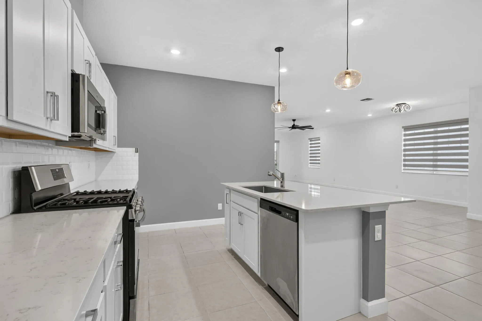 1243 TANGLED ORCHARD Trace