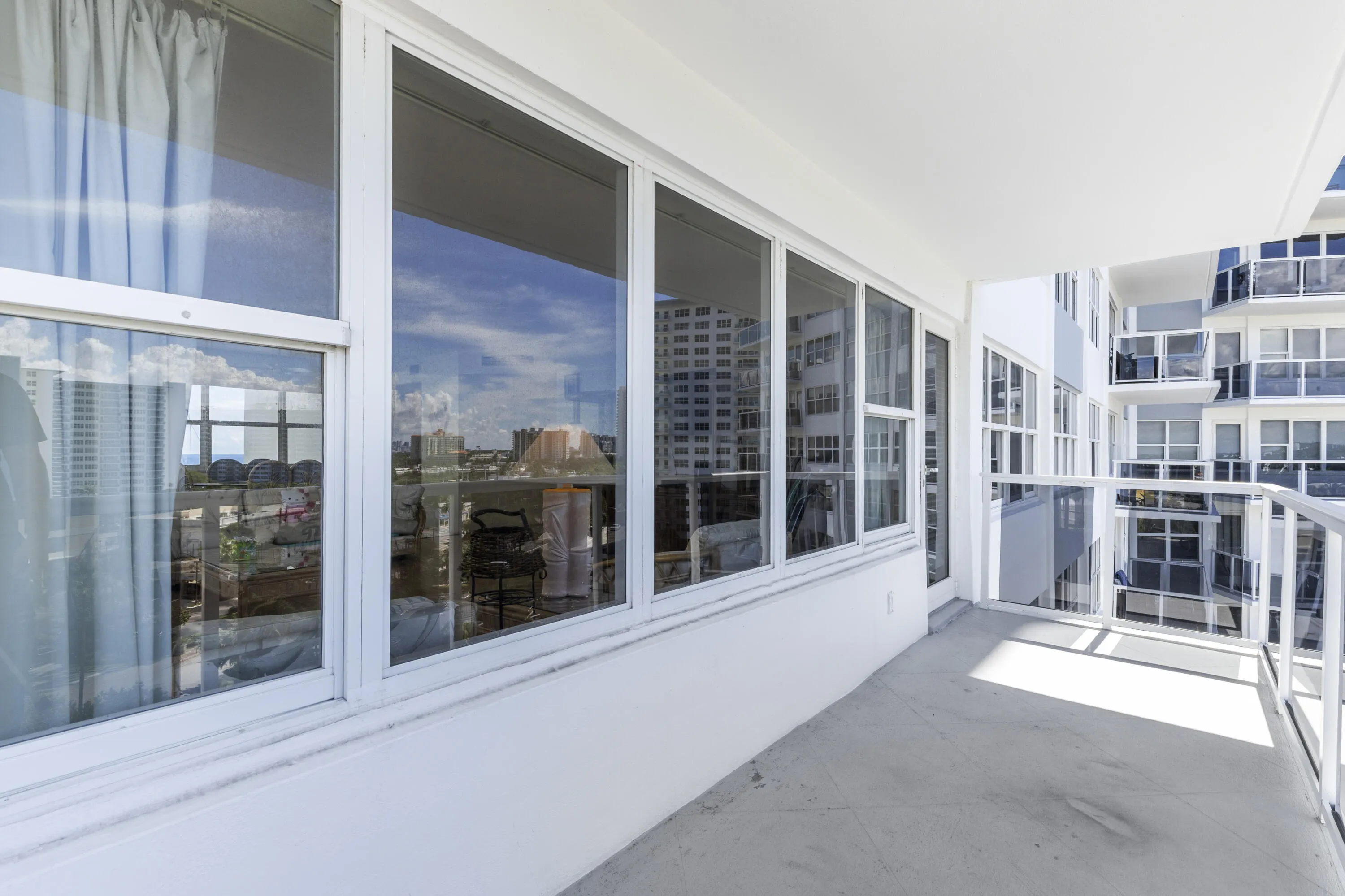 3700 GALT OCEAN Drive #815