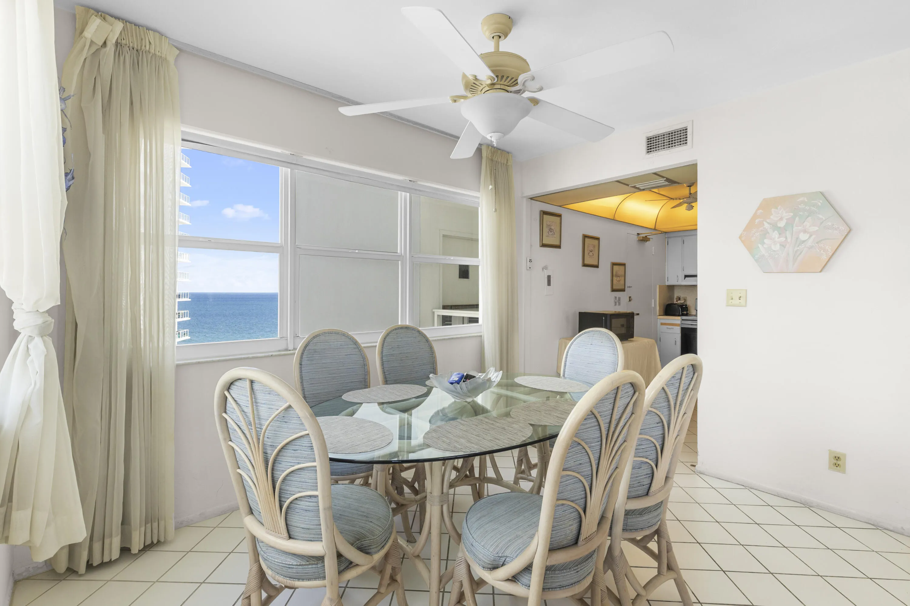 3700 GALT OCEAN Drive #815